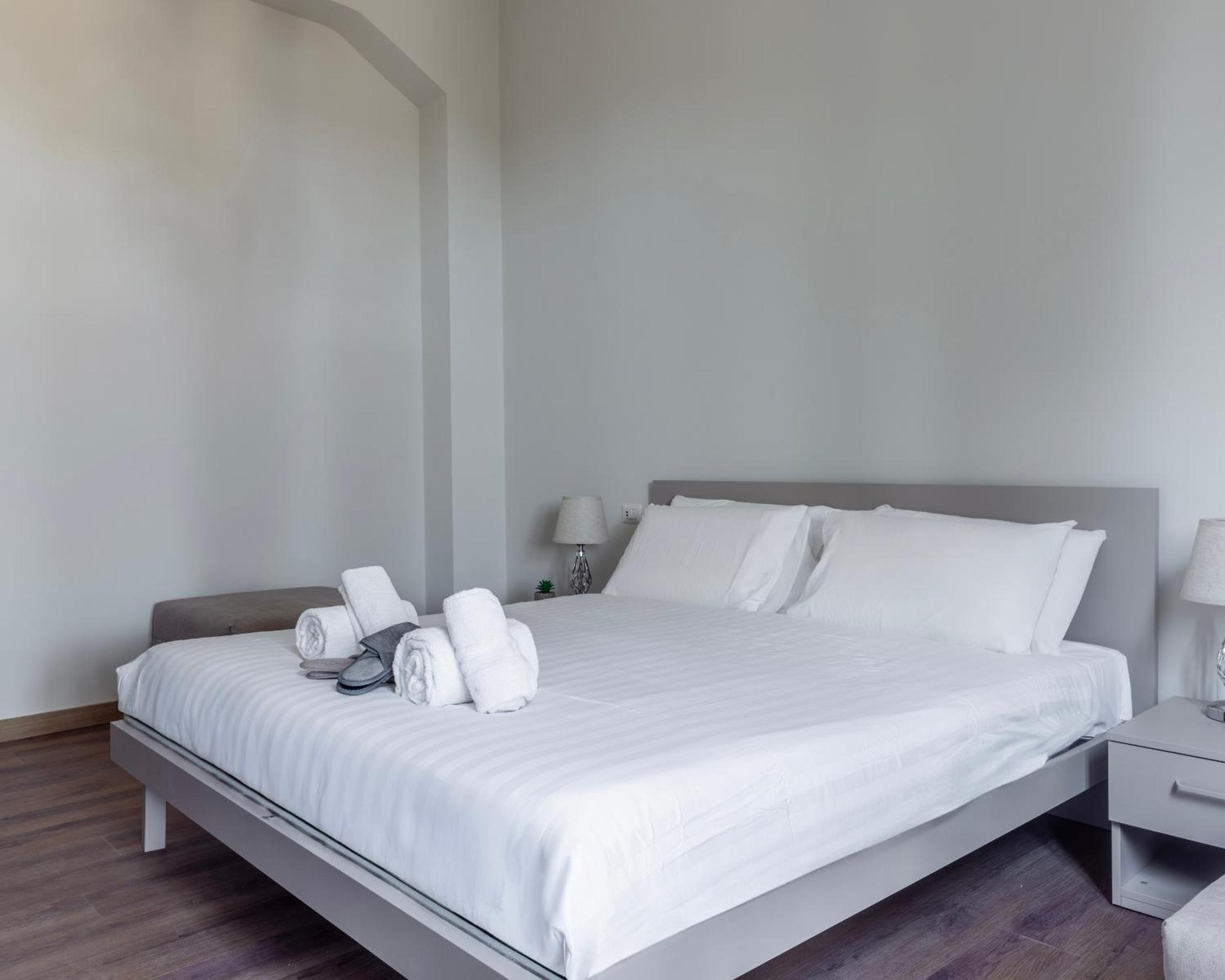 Vatican Pertusa Luxury Suites by Quinto Piano
