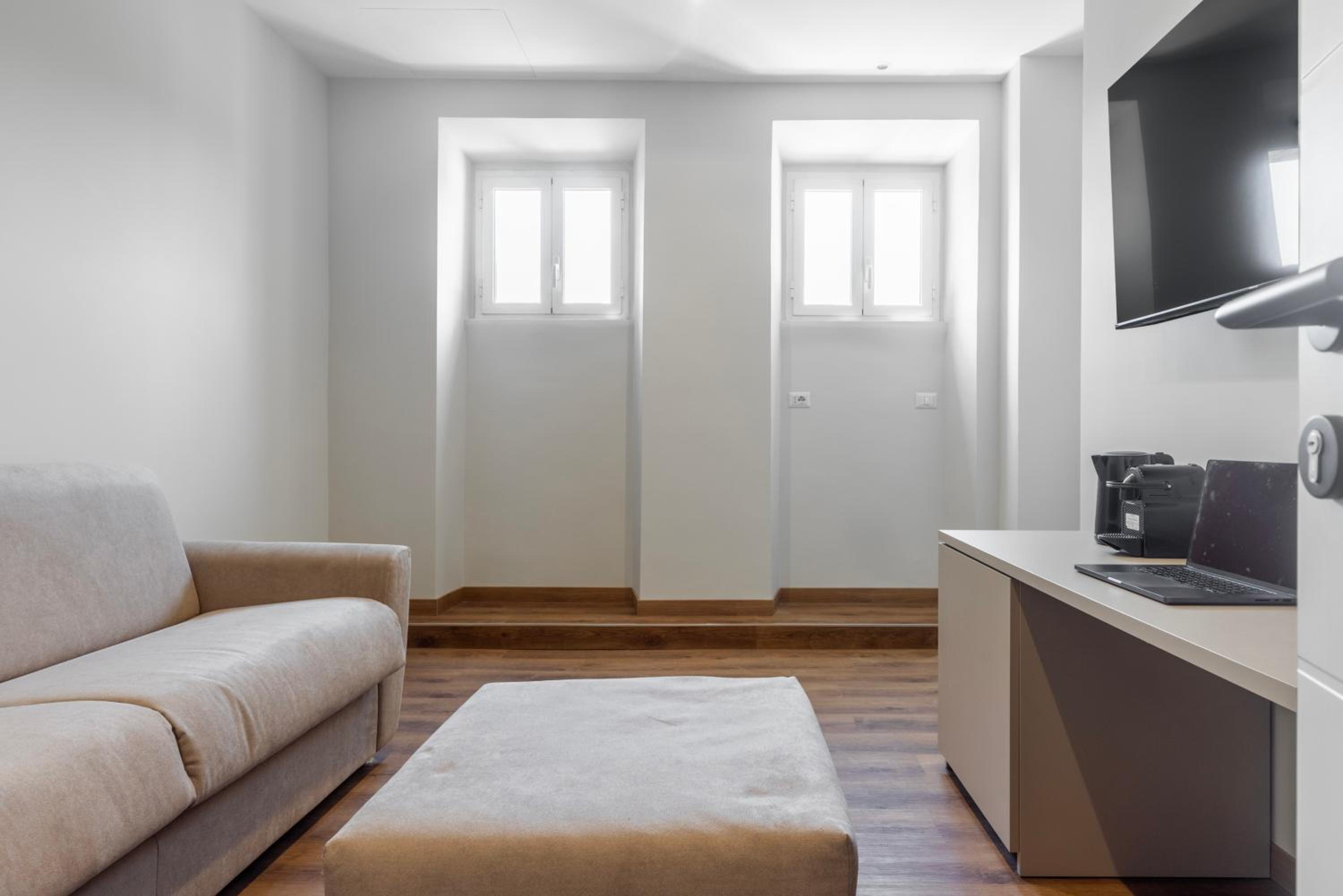 Vatican Pertusa Luxury Suites by Quinto Piano