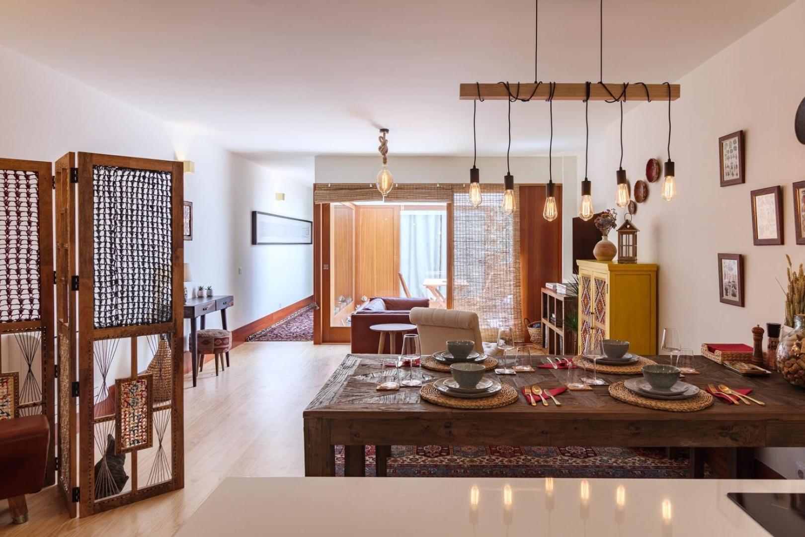 Garden of Eden - 2 bdrs, elevator, AC and terrace