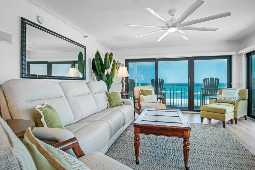 Luxury, direct oceanfront top-floor corner with wrap-around balcony and heated pool