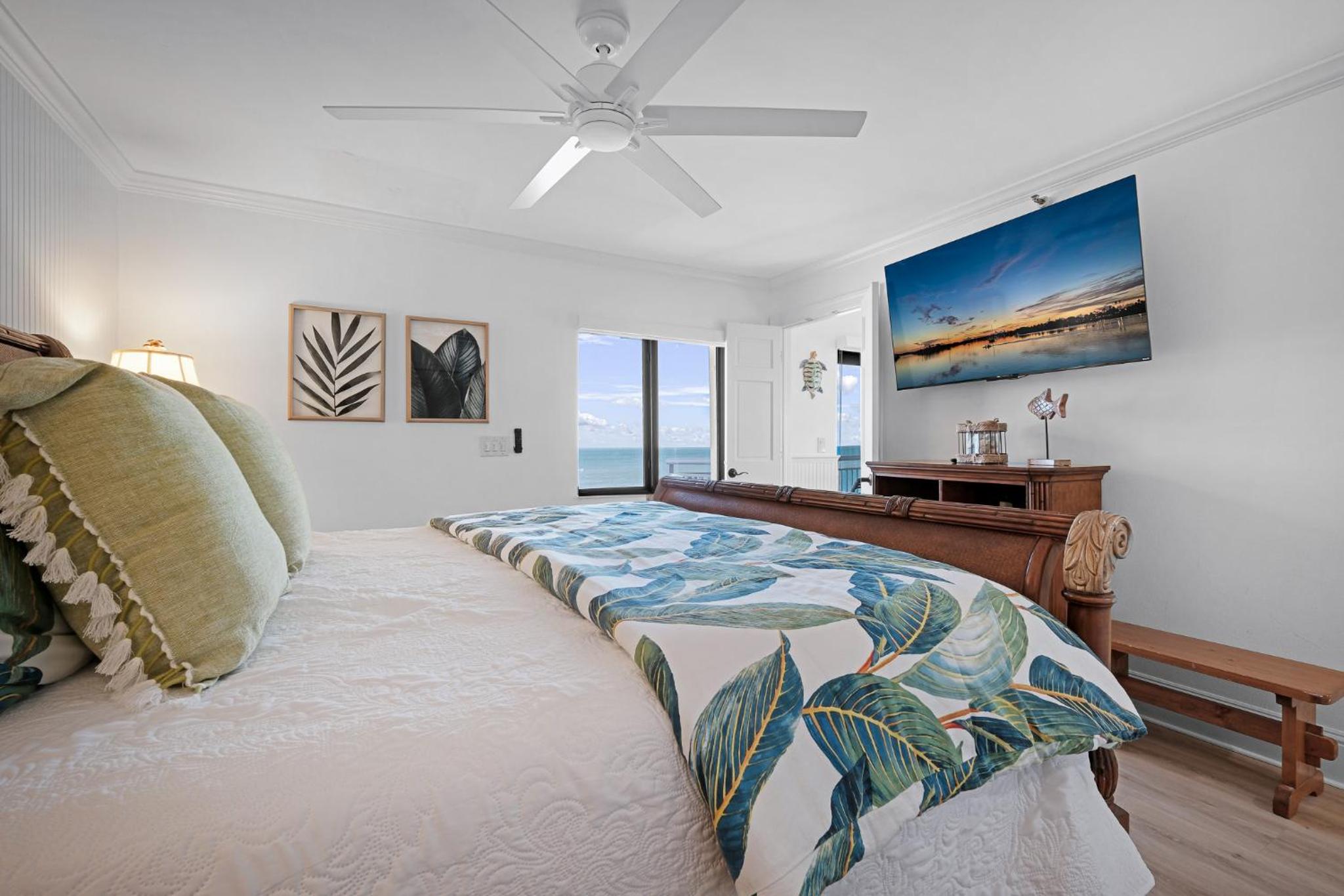 Luxury, direct oceanfront top-floor corner with wrap-around balcony and heated pool