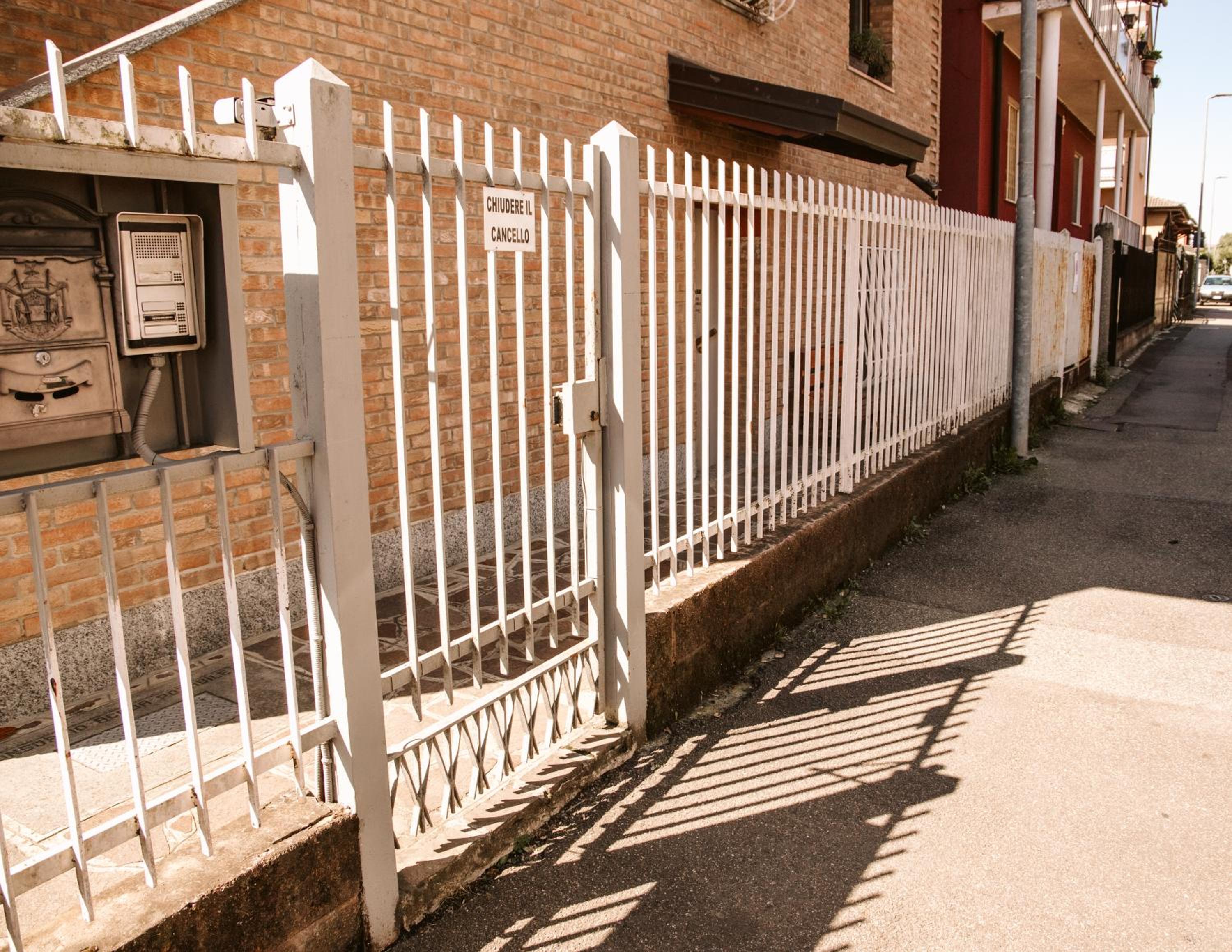 Madonnina House - Parcheggio privato gratuito vicino Milano Rho Fiera e Galeazzi