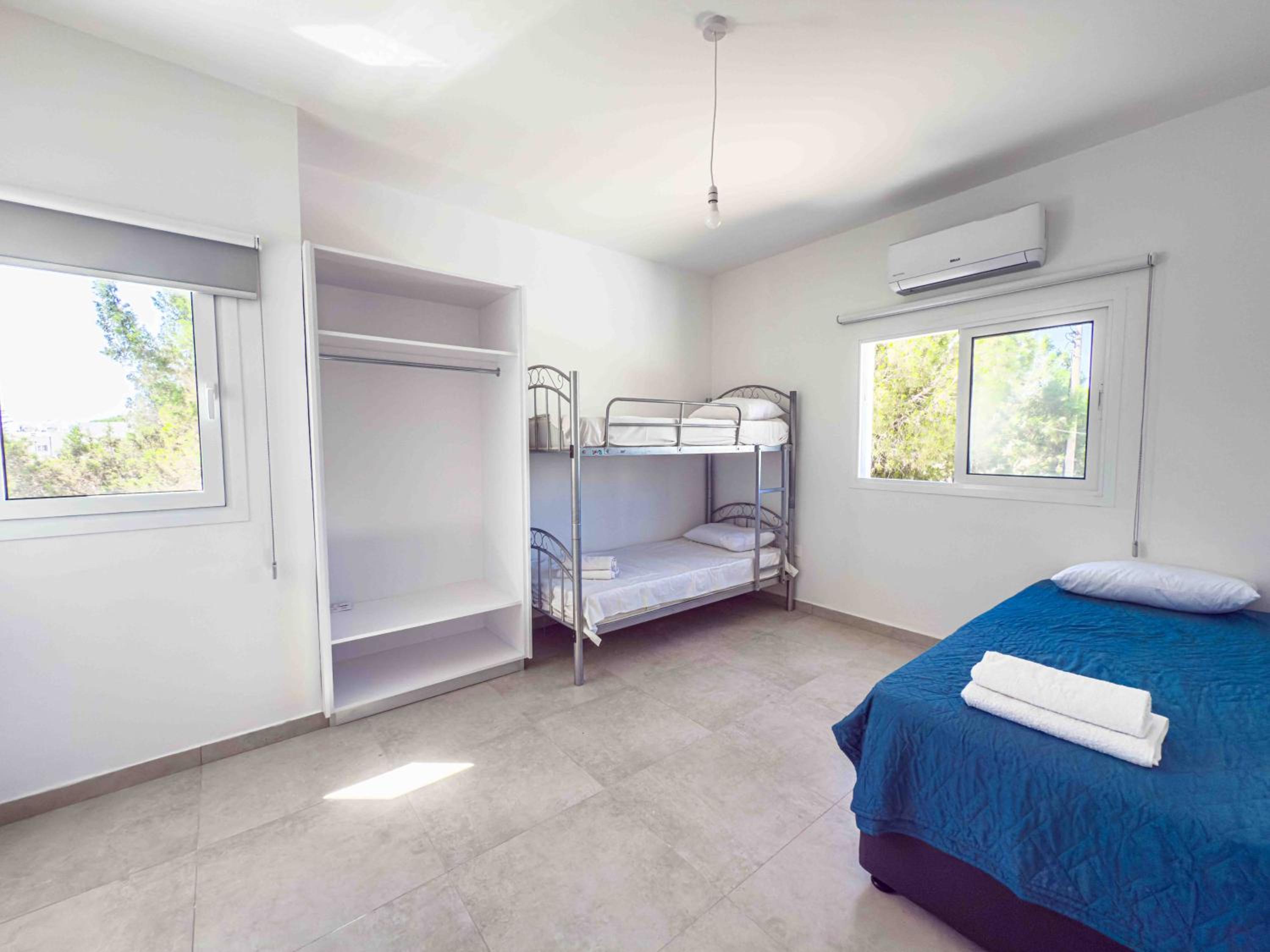 Chris Family Villa - Walk to Fig Tree Bay