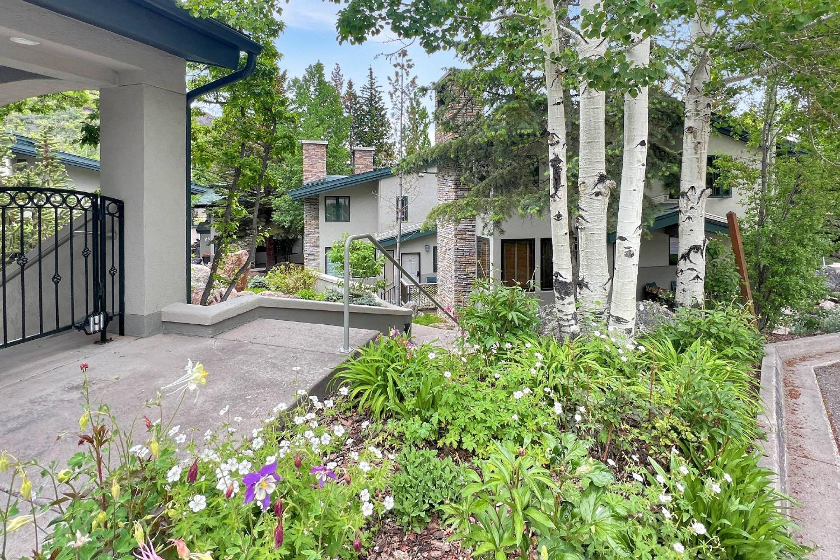 Tamarack Townhome #27