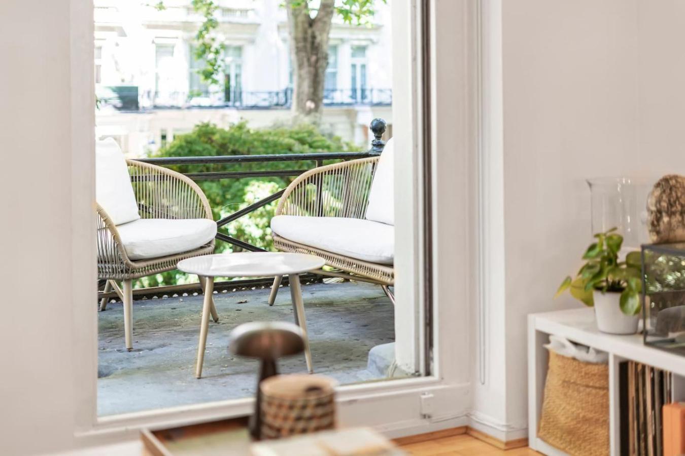 Knightsbridge Home Near Hyde Park and Harrods