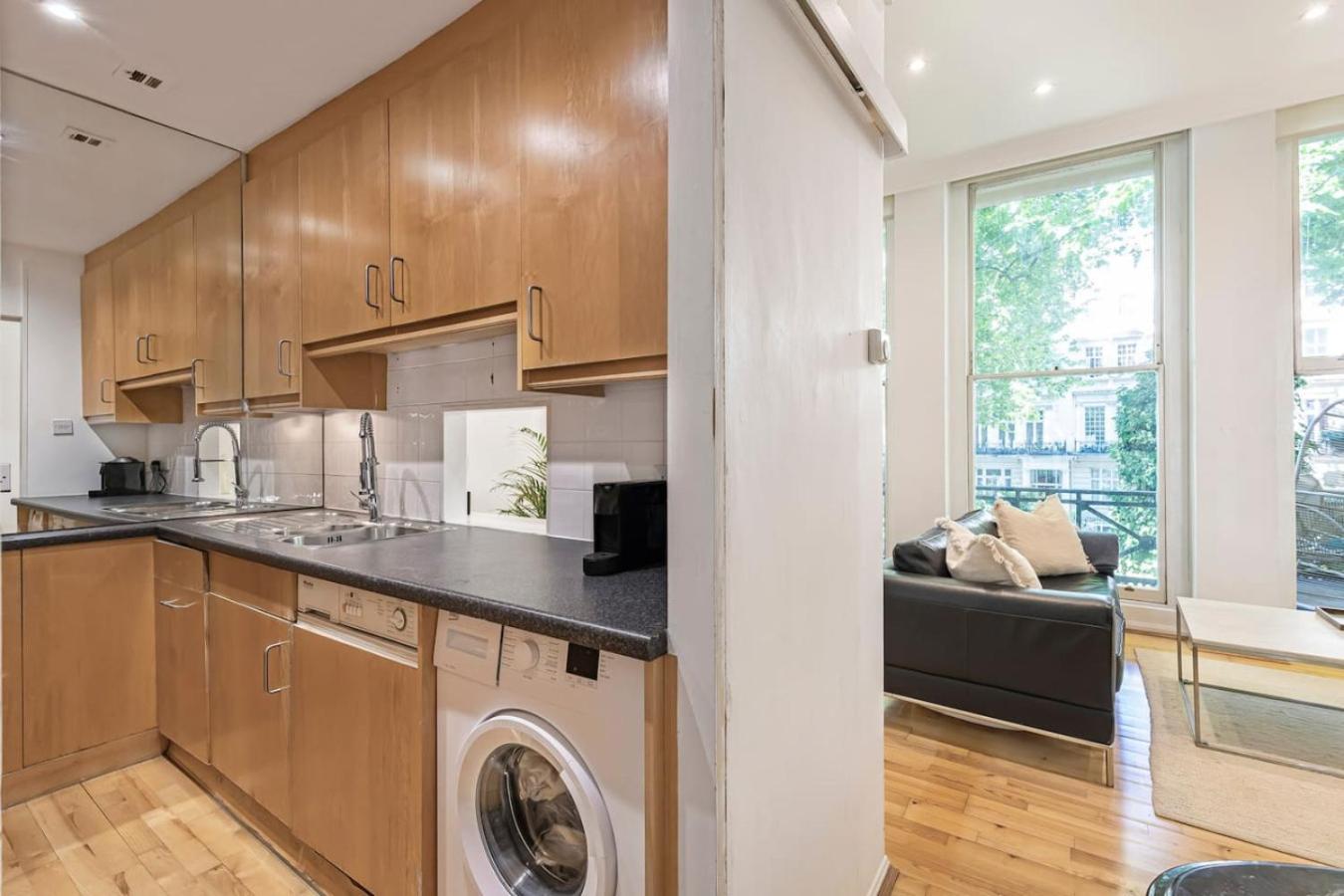 Knightsbridge Home Near Hyde Park and Harrods