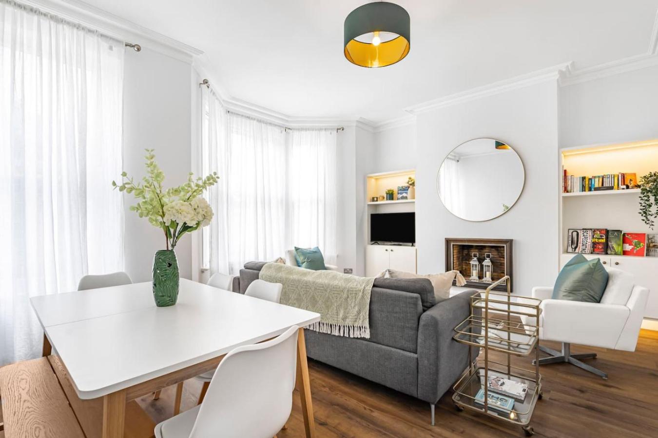 Modern 5-Bed Home in Maida Vale
