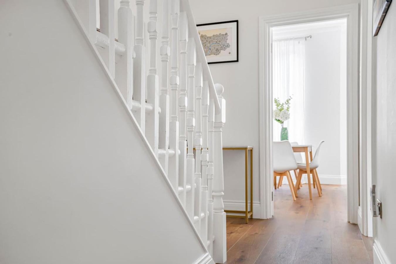 Modern 5-Bed Home in Maida Vale