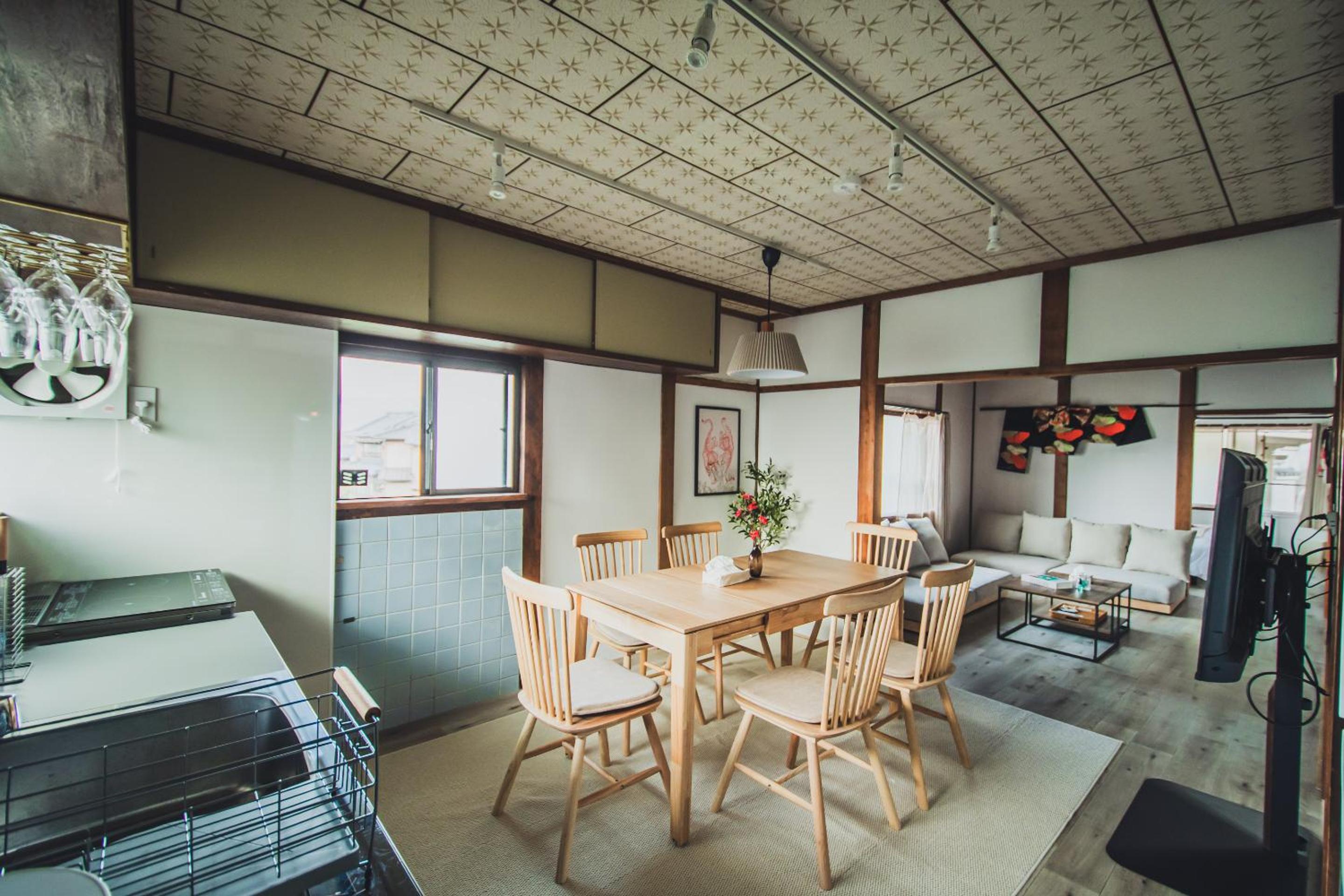 サウナとアートの宿 瀬戸内一棟貸切 Sei-Jima Retreat