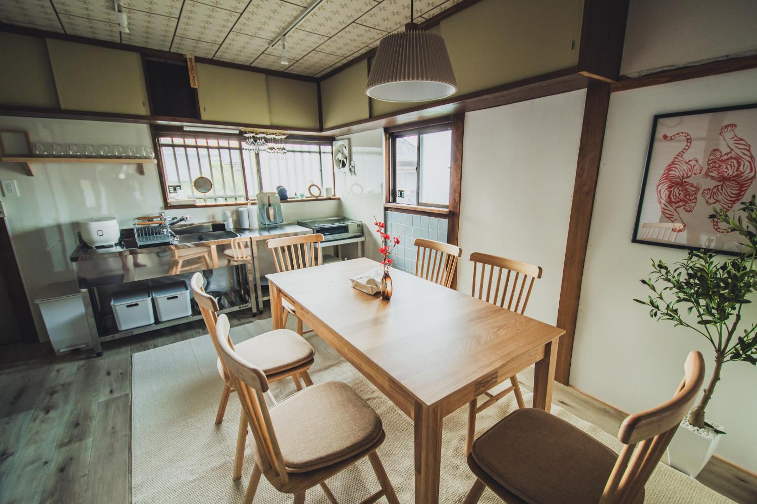 サウナとアートの宿 瀬戸内一棟貸切 Sei-Jima Retreat