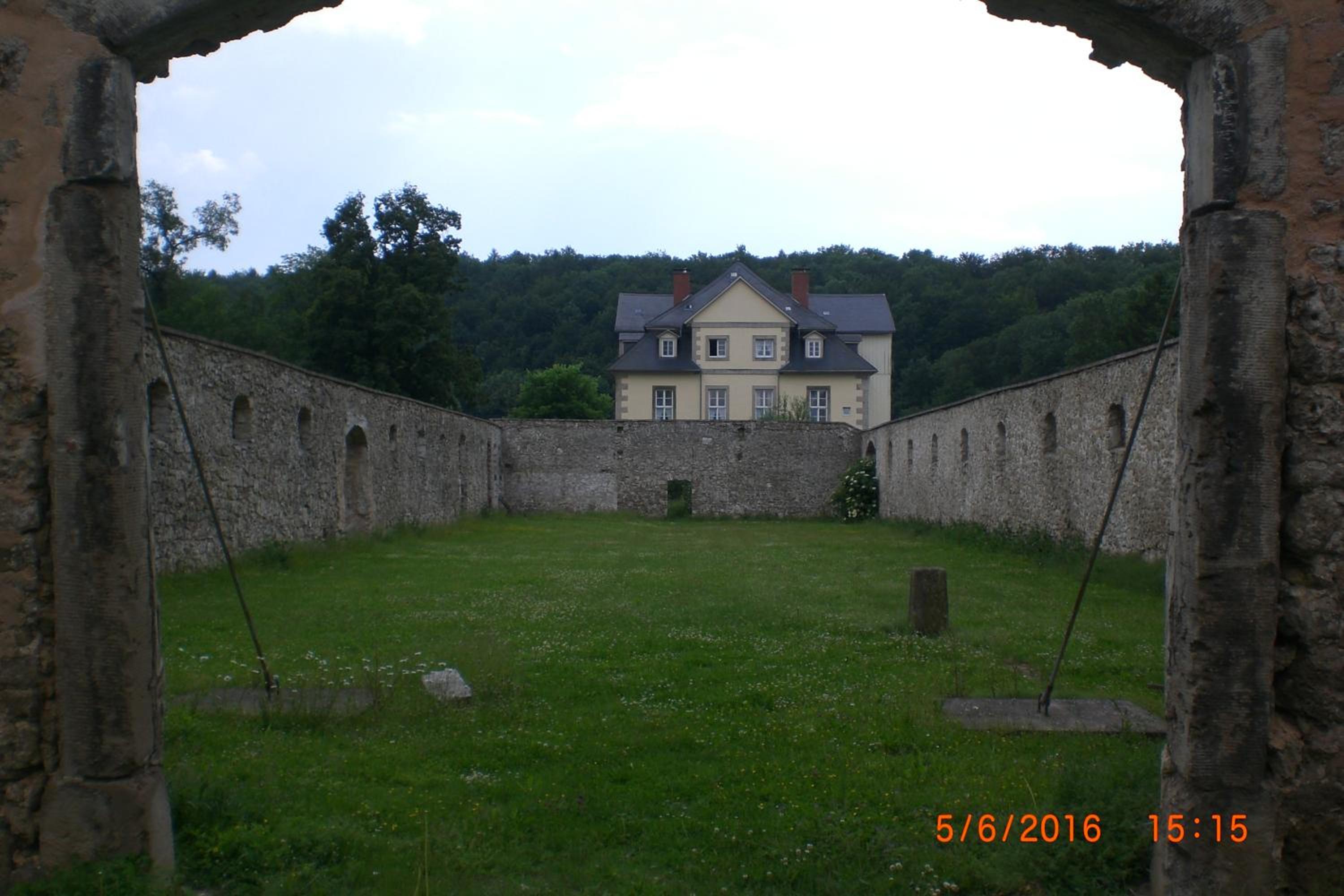 Photo 89