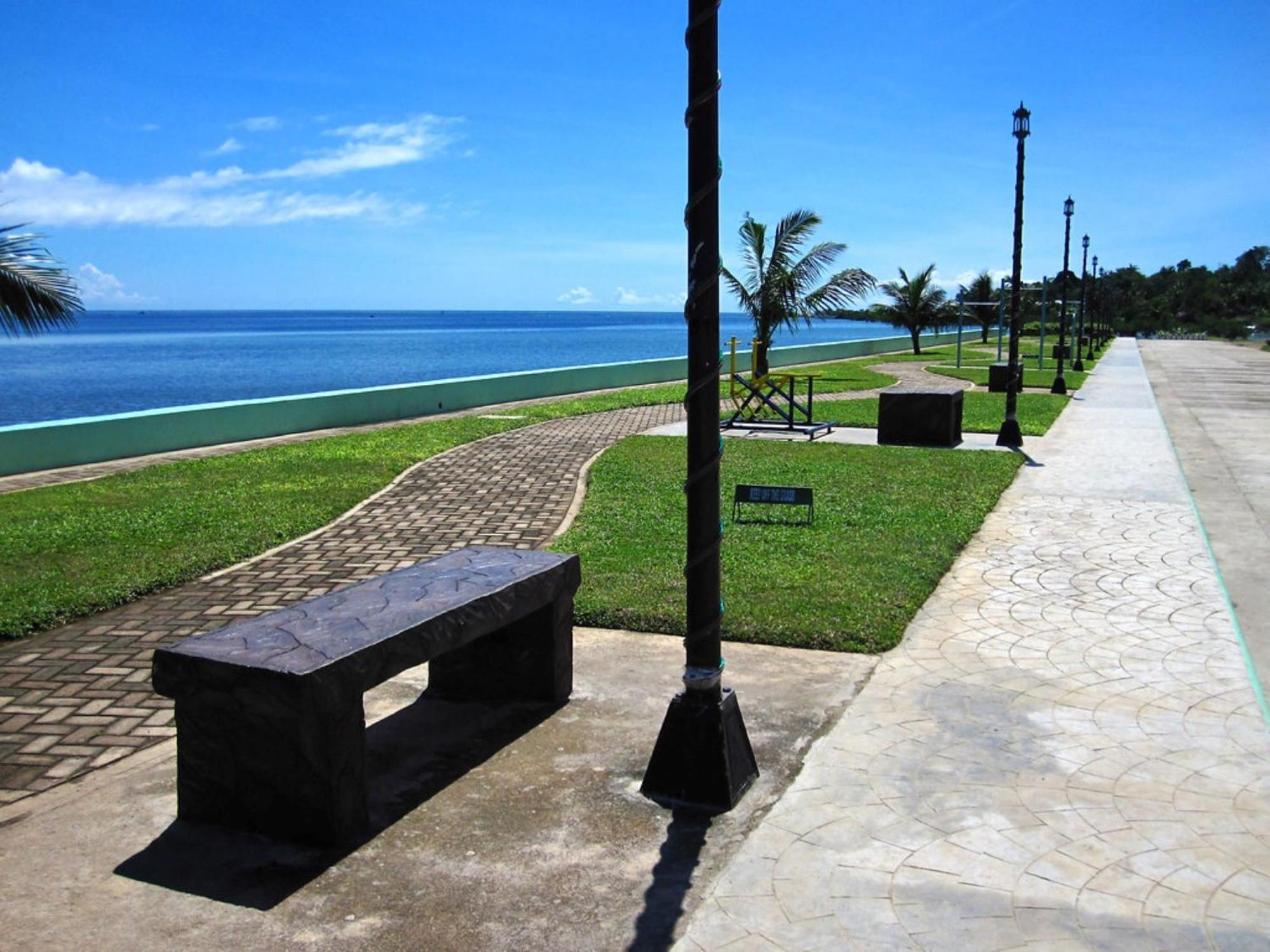 RedDoorz at Homa Resort Hotel, Camotes Islands - 17