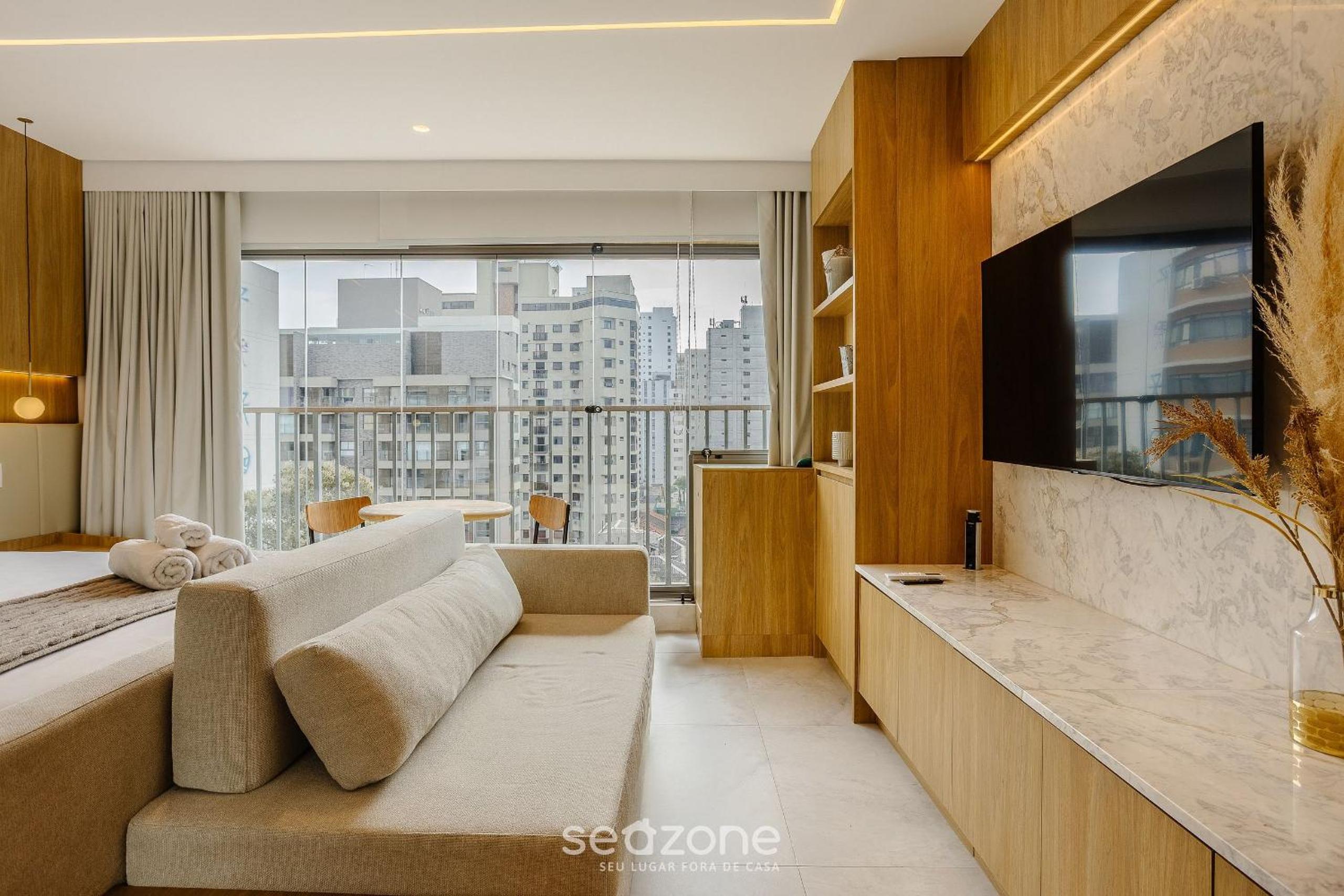 Studio in Condominium with Pool in Paraíso ZAH0811