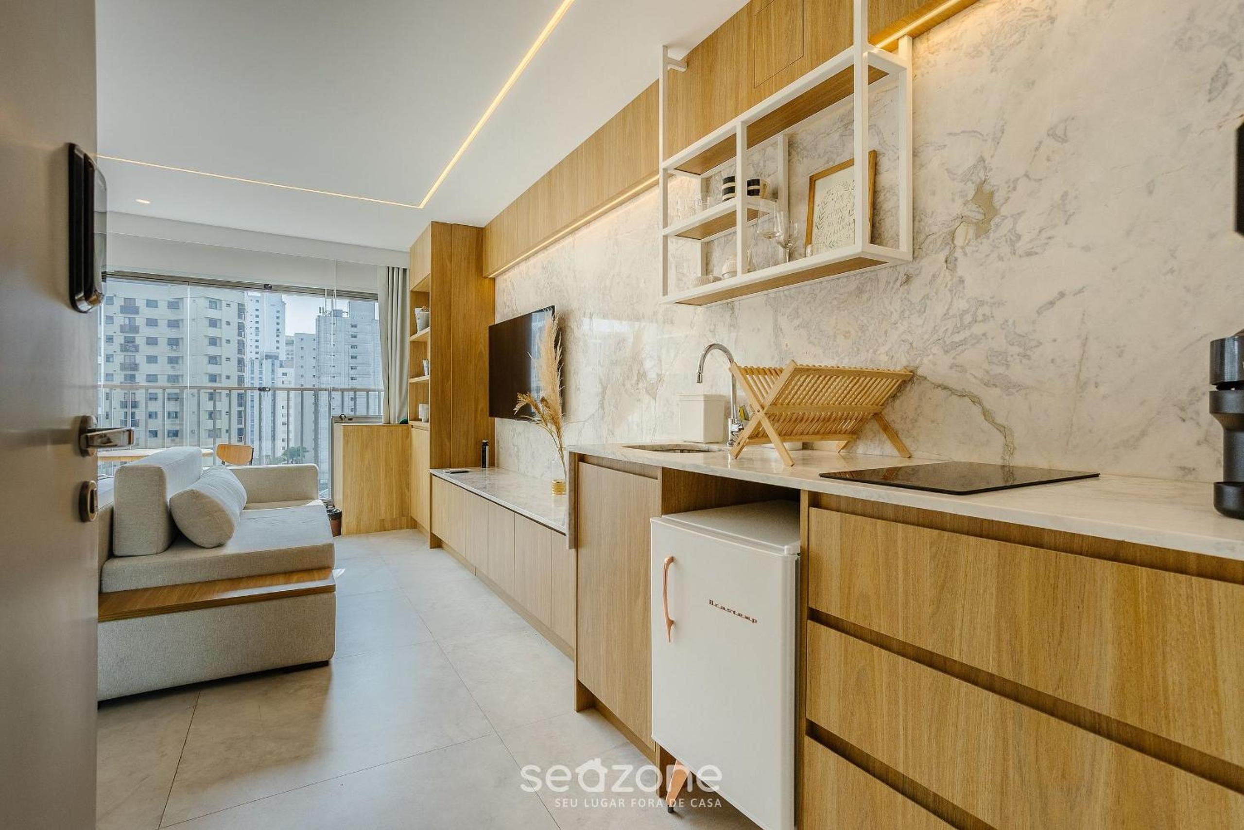 Studio in Condominium with Pool in Paraíso ZAH0811