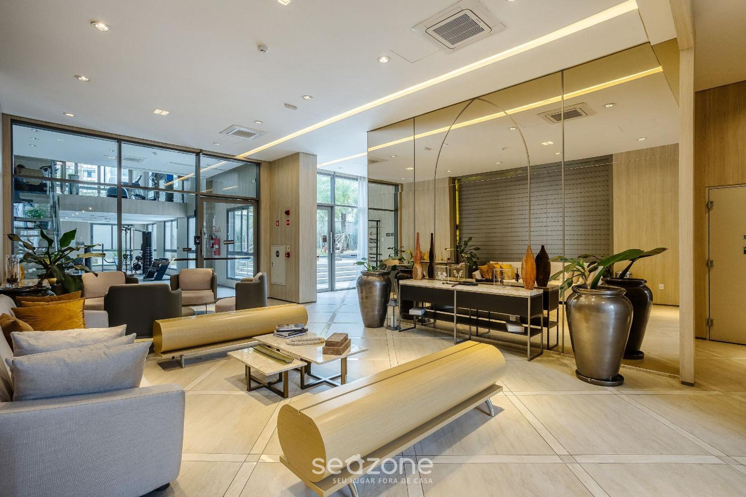 Studio in Condominium with Pool in Paraíso ZAH0811