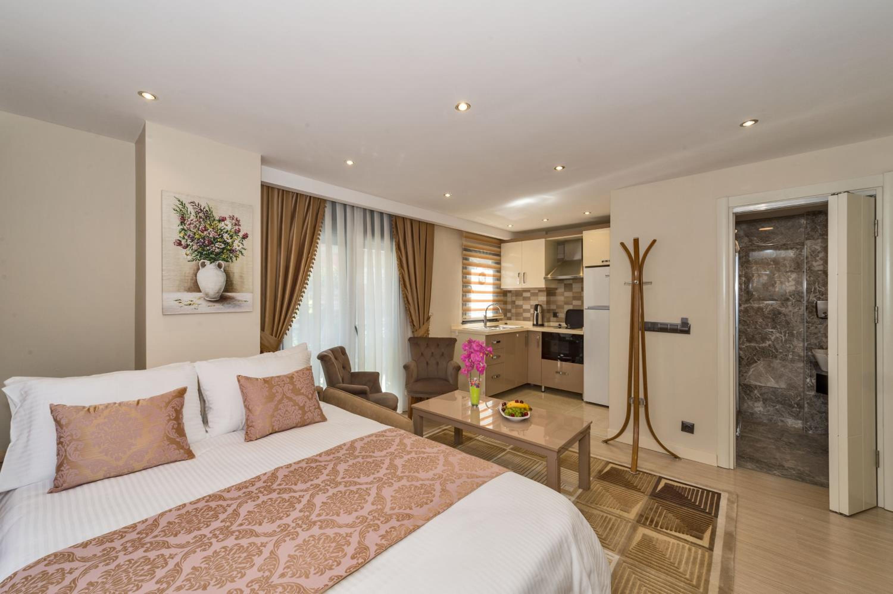 Gen Suites - Image 12