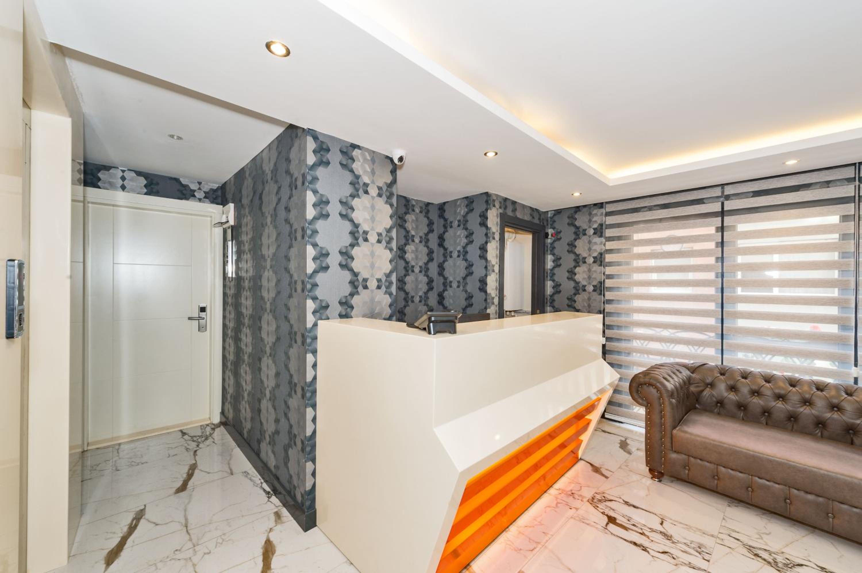 Gen Suites - Image 19