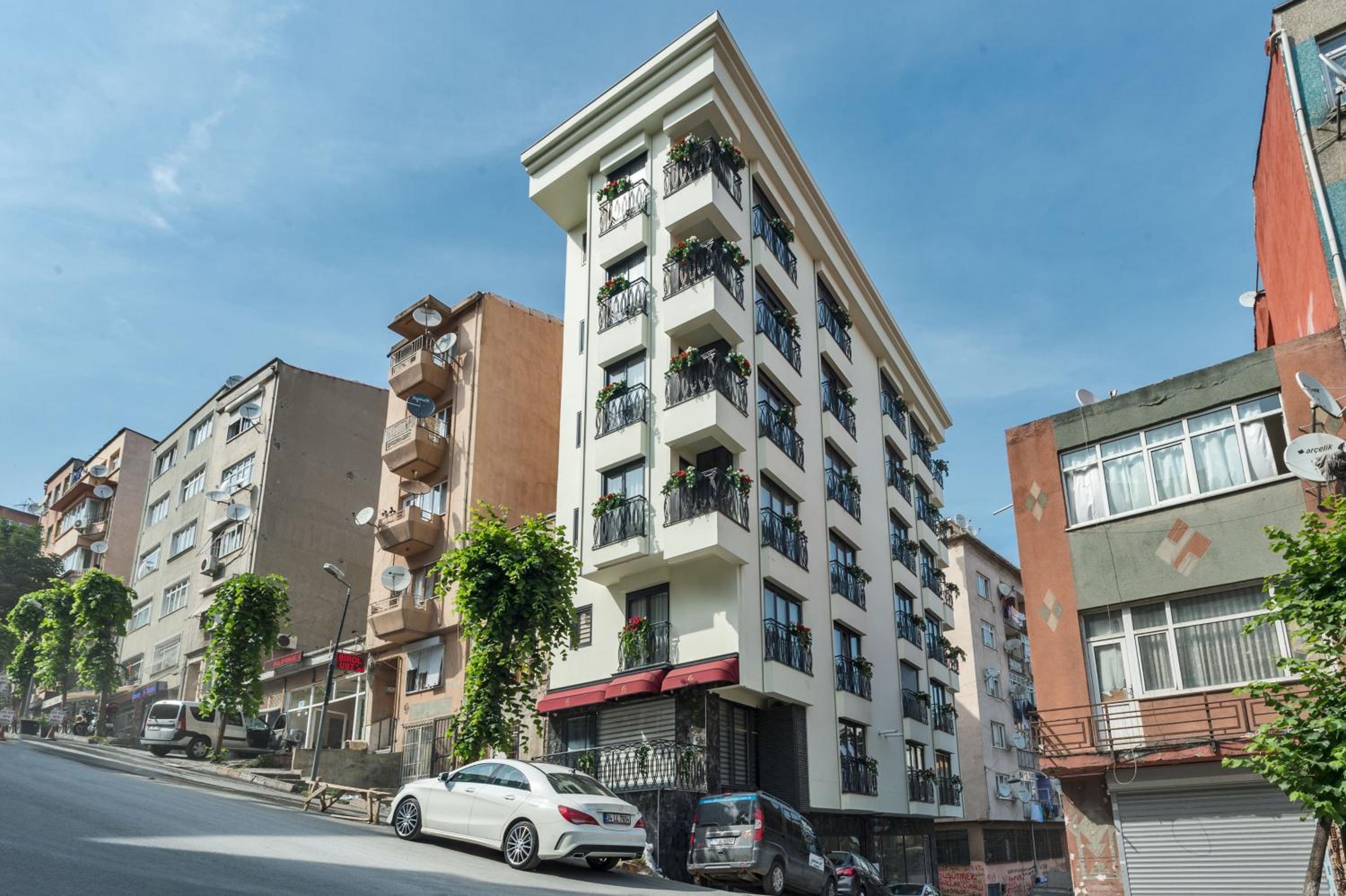 Gen Suites - Image 55