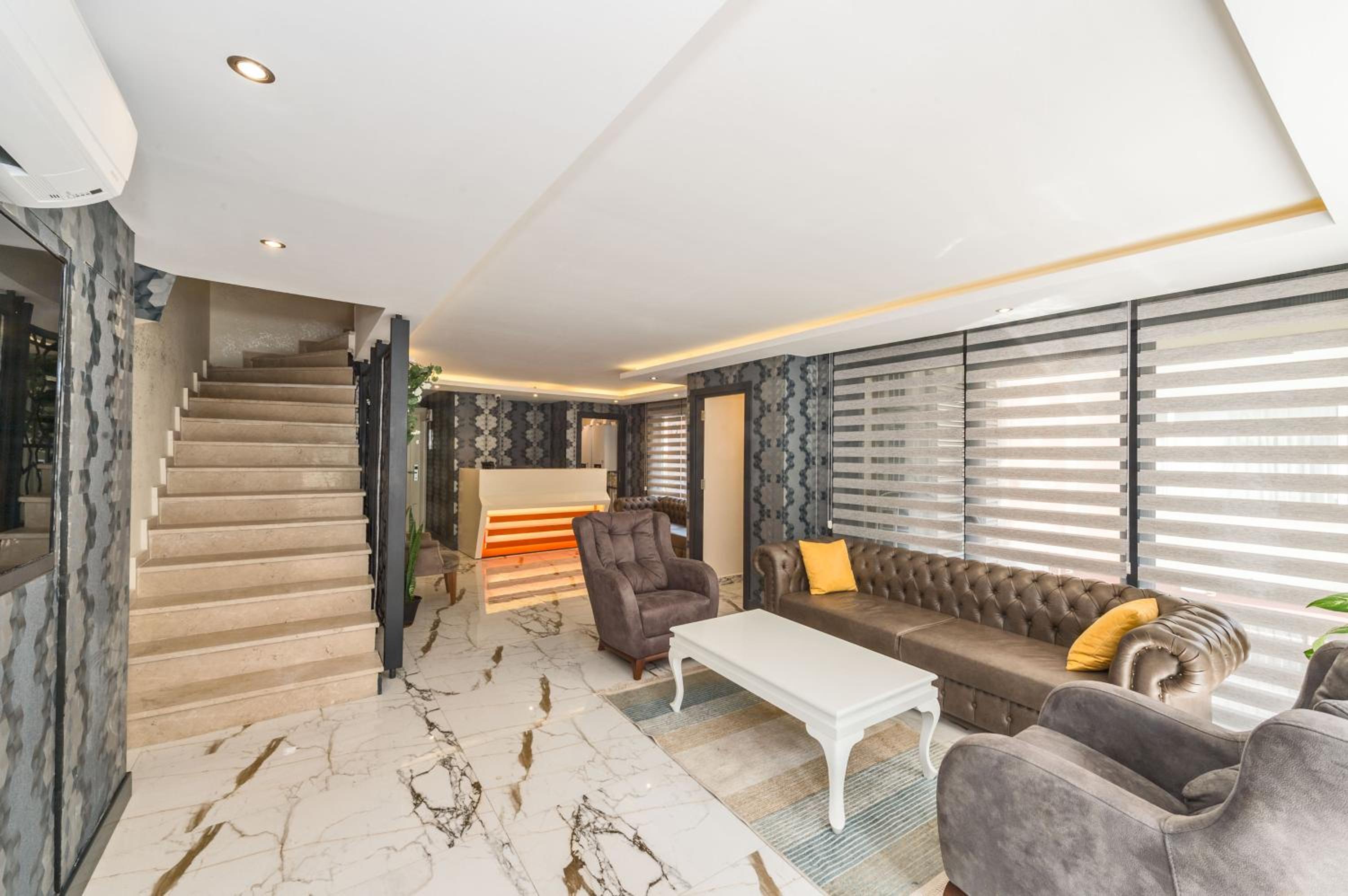 Gen Suites - Image 28