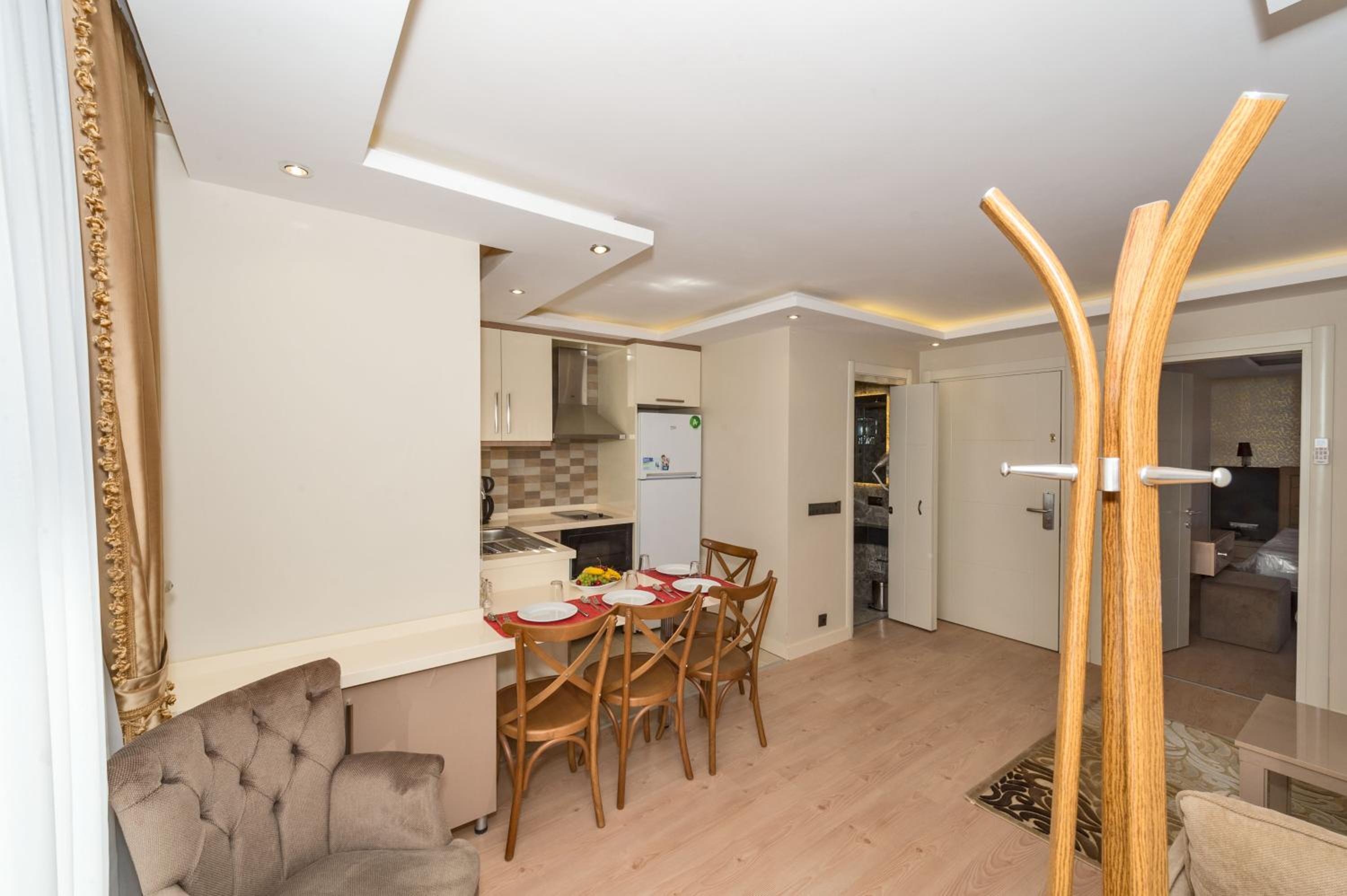 Gen Suites - Image 59