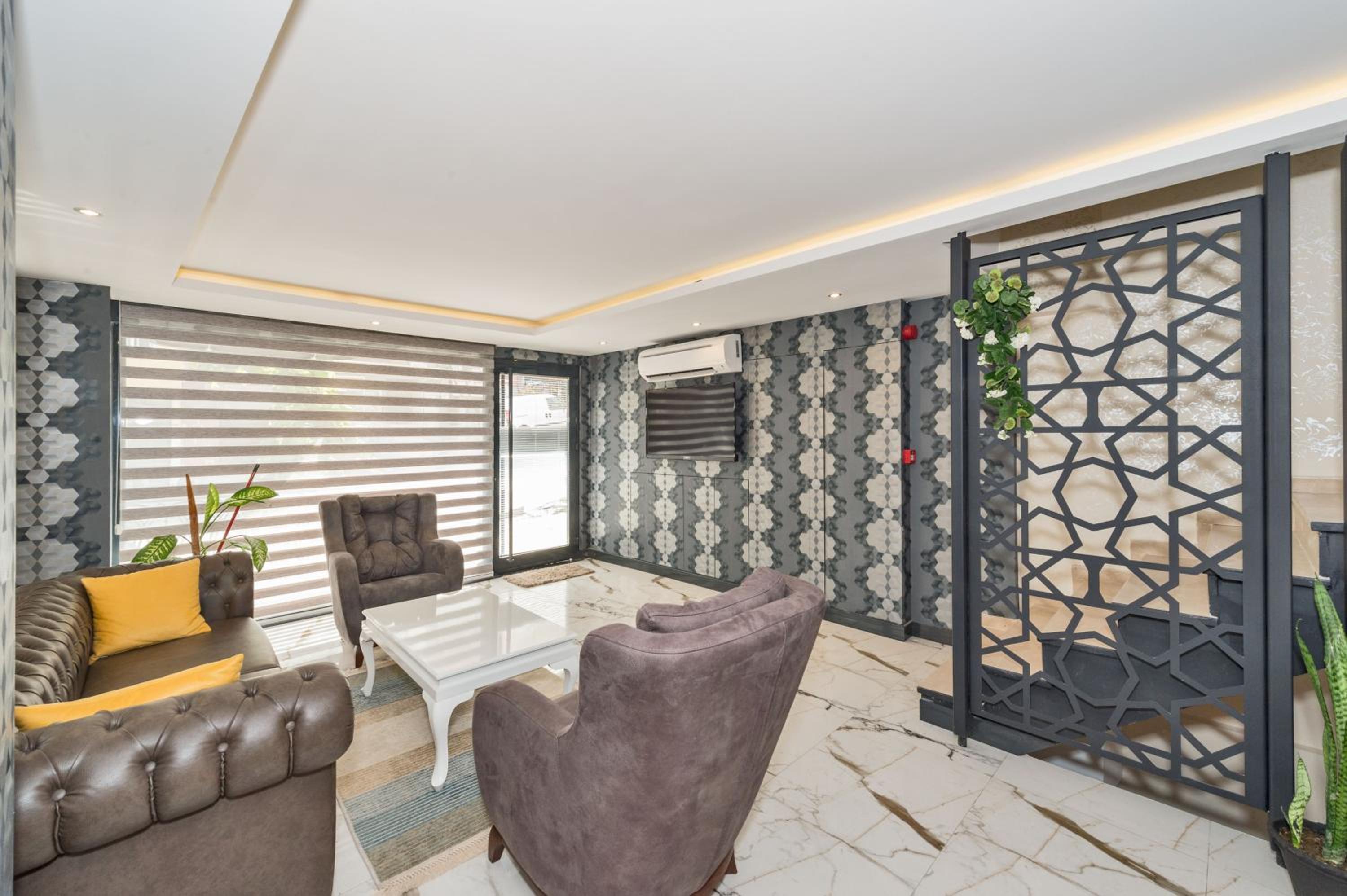 Gen Suites - Image 87