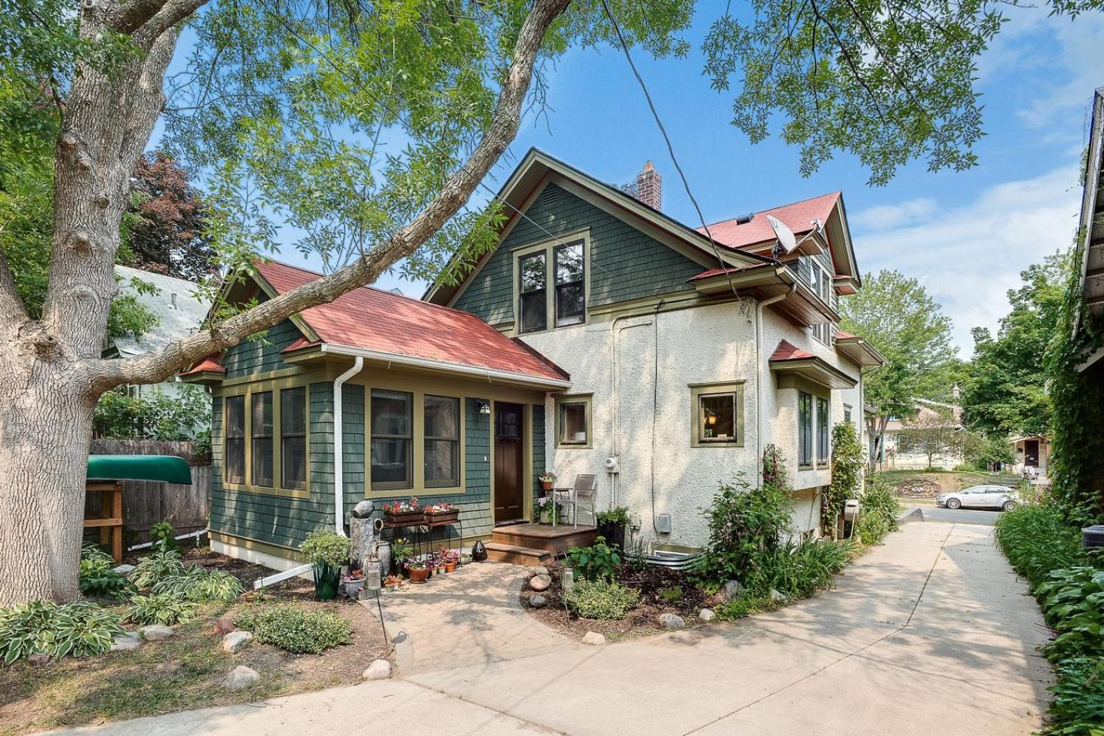 Pillsbury Hideaway