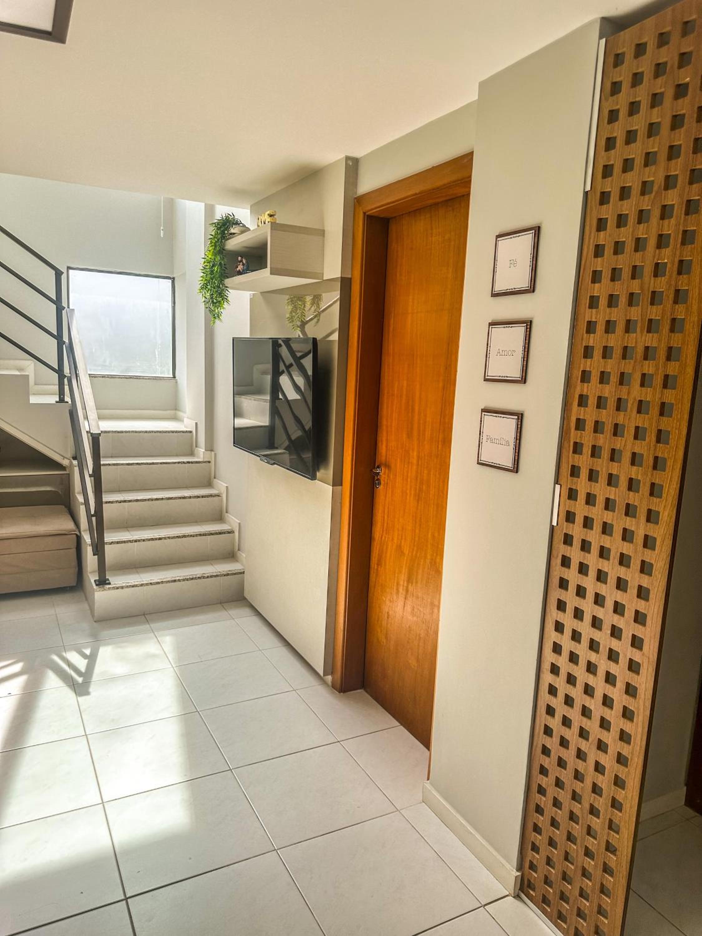 Cobertura duplex luxuosa na Praia de Guarajuba, seu Pet é bem vindo