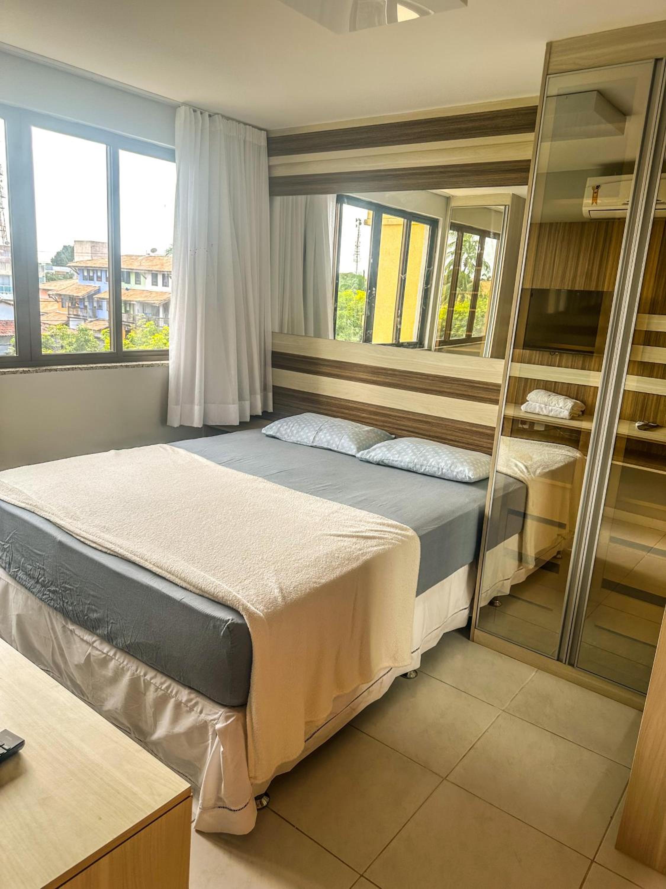 Cobertura duplex luxuosa na Praia de Guarajuba, seu Pet é bem vindo