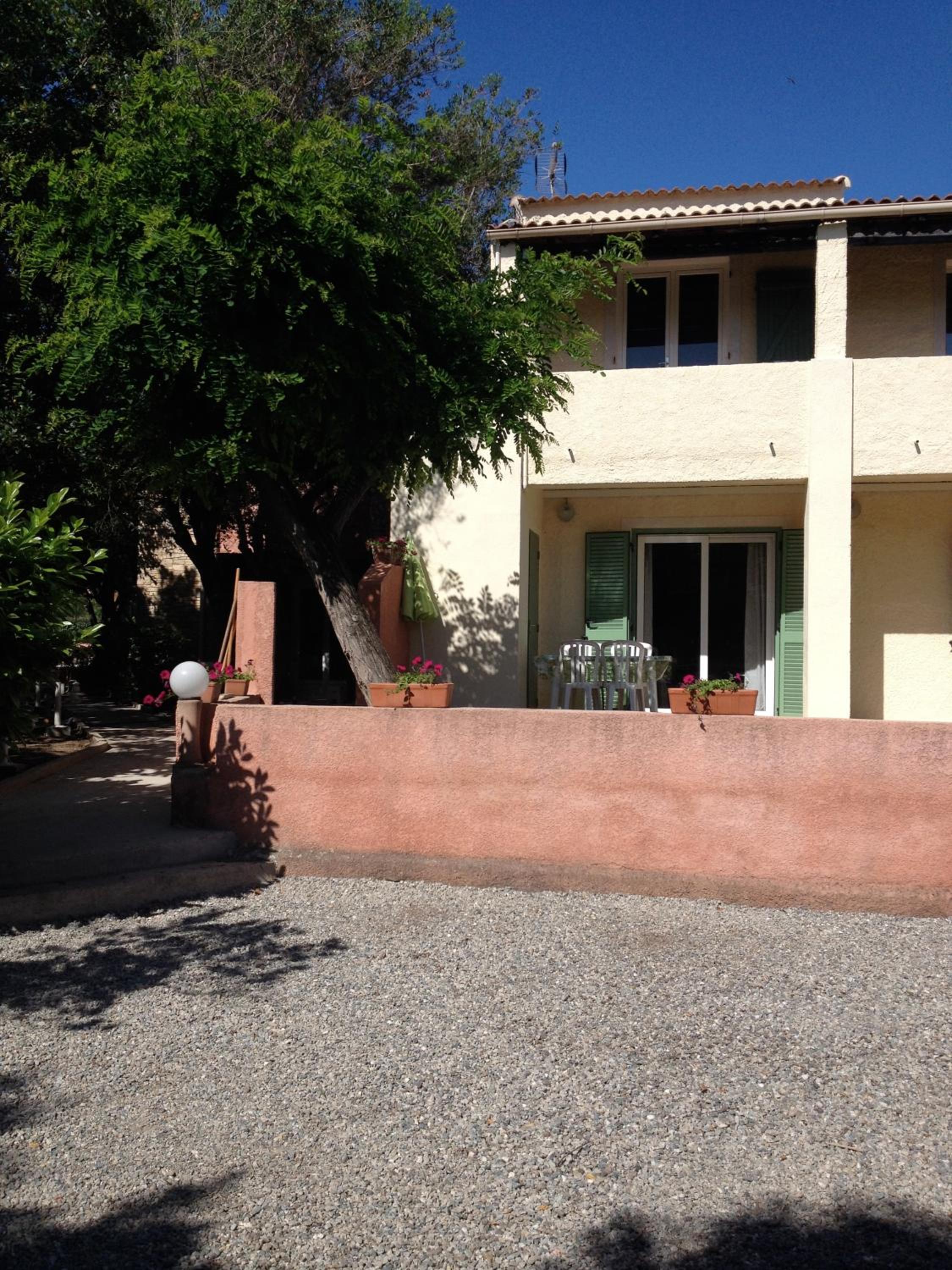 Photo 47