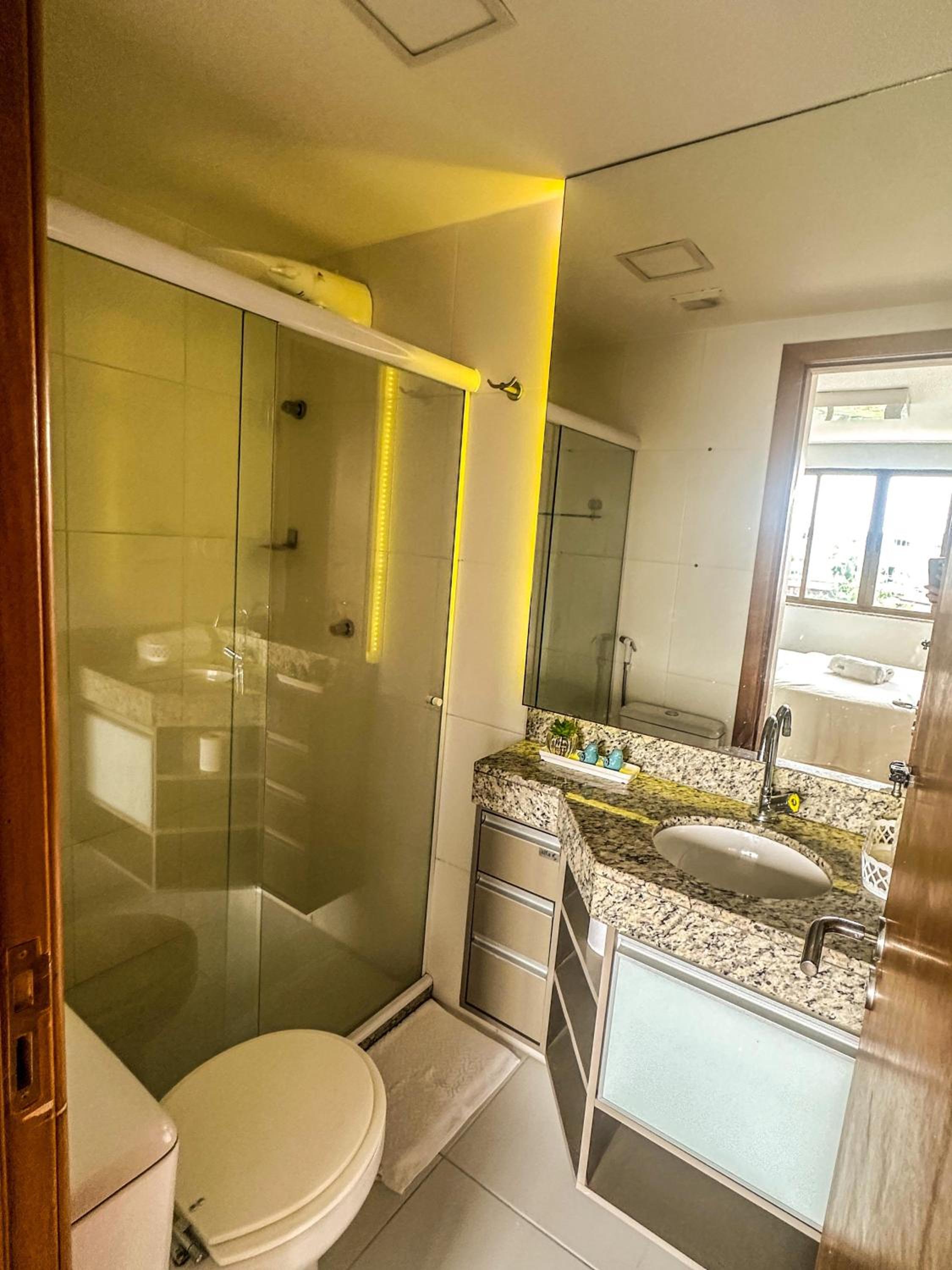 Cobertura duplex luxuosa na Praia de Guarajuba, seu Pet é bem vindo