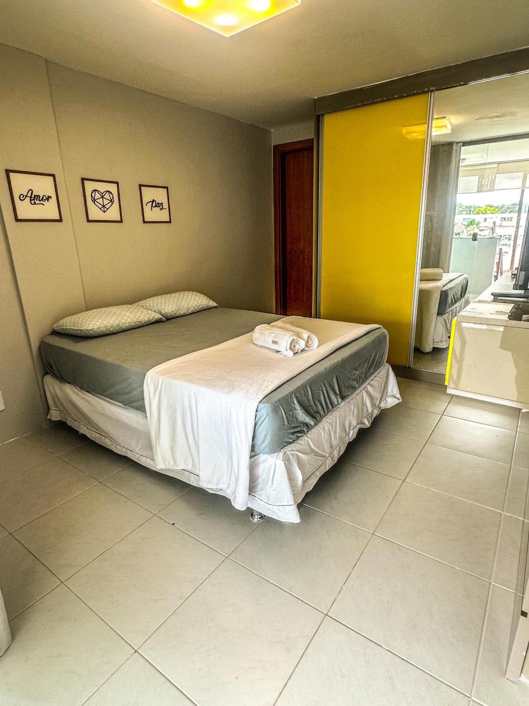 Cobertura duplex luxuosa na Praia de Guarajuba, seu Pet é bem vindo