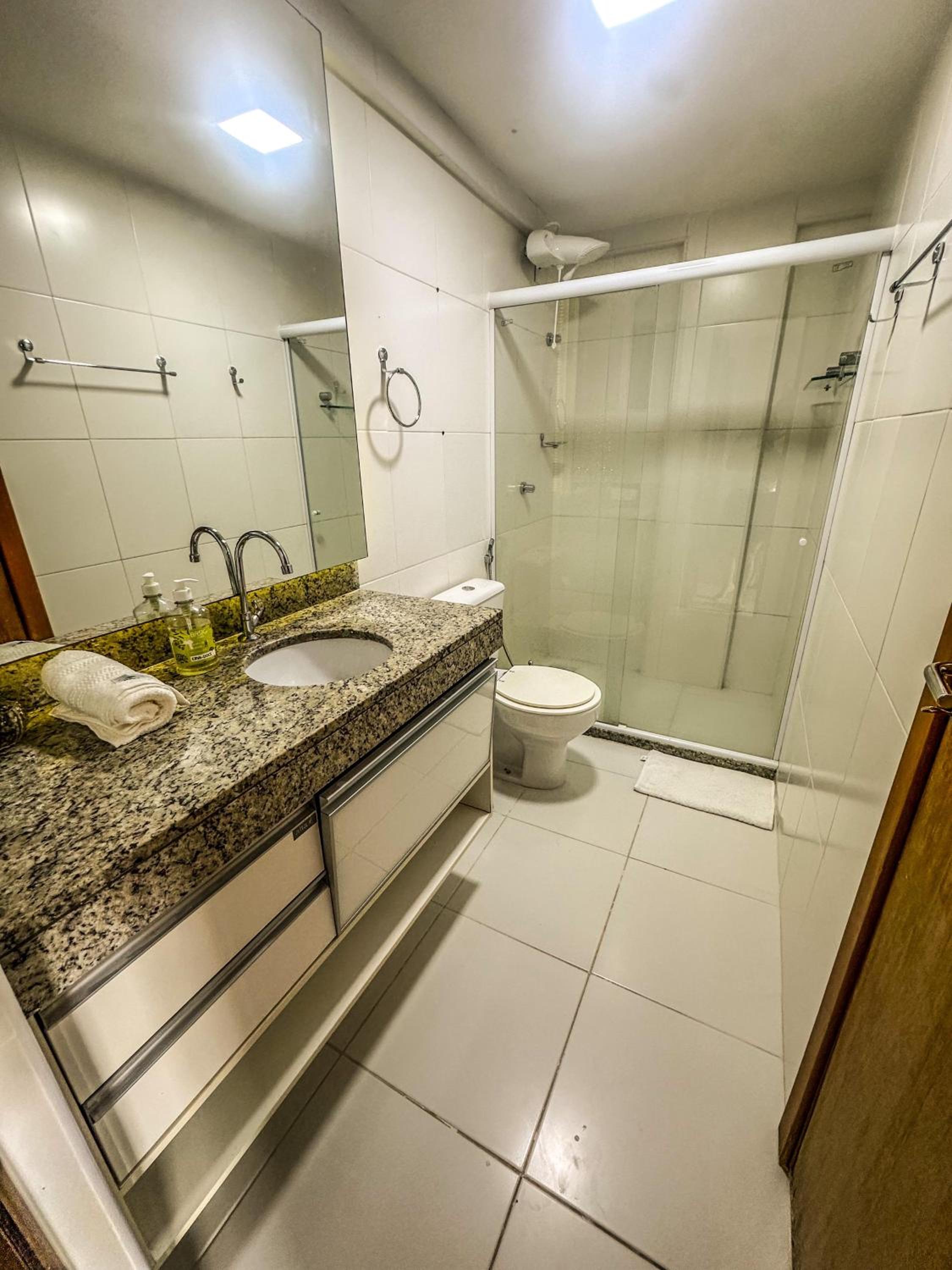 Cobertura duplex luxuosa na Praia de Guarajuba, seu Pet é bem vindo