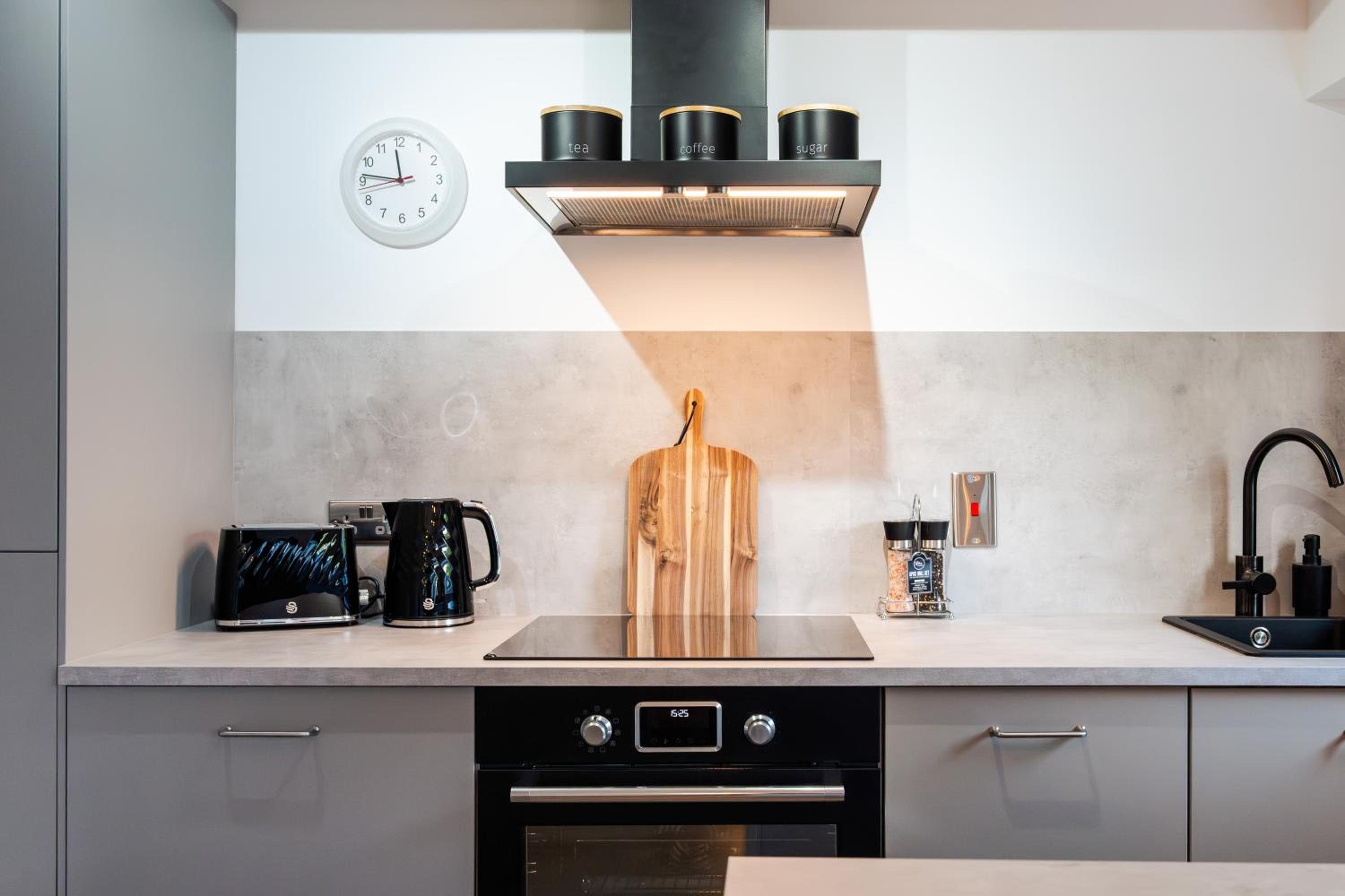2Bedroom Apartment-Free Parking