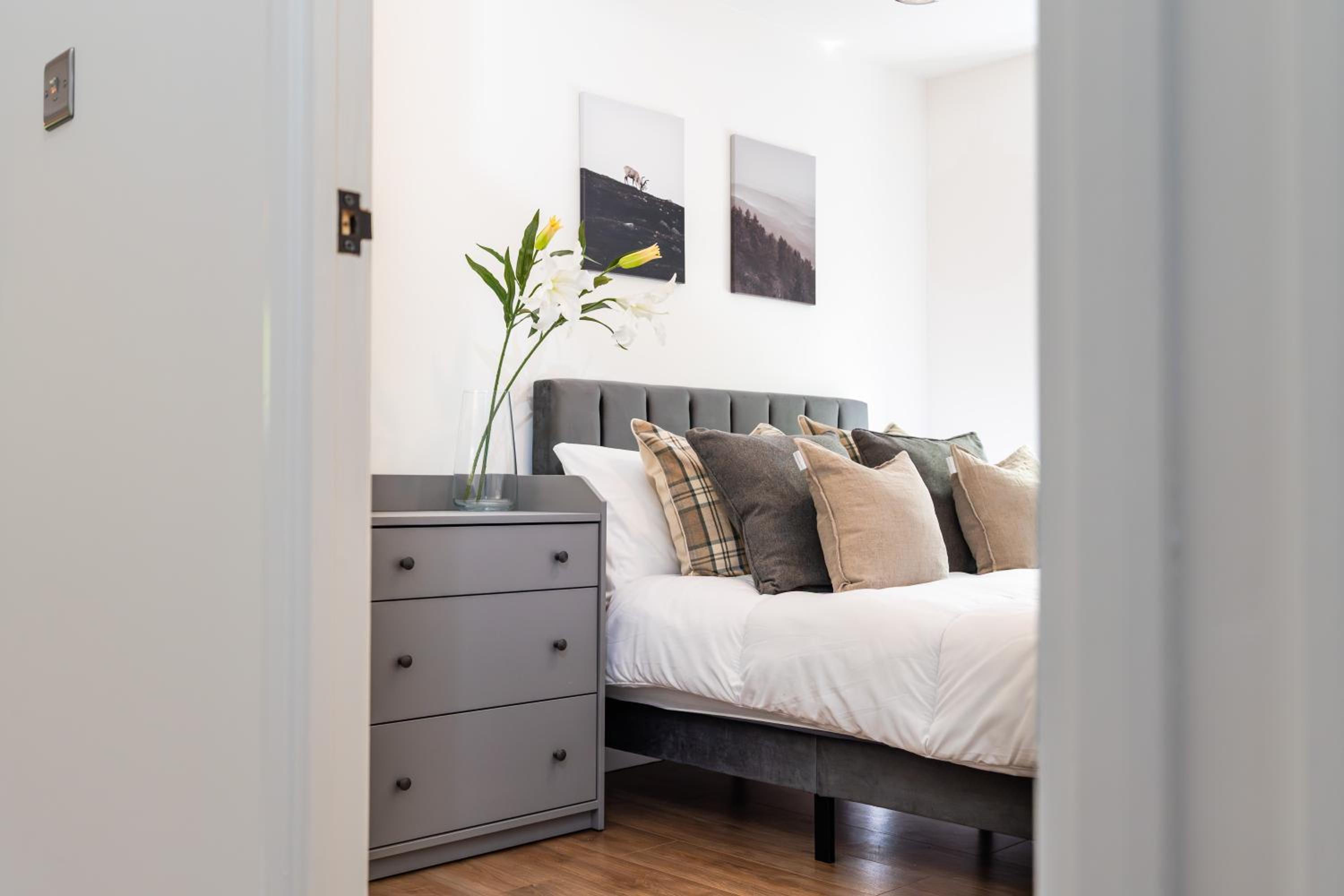 2Bedroom Apartment-Free Parking