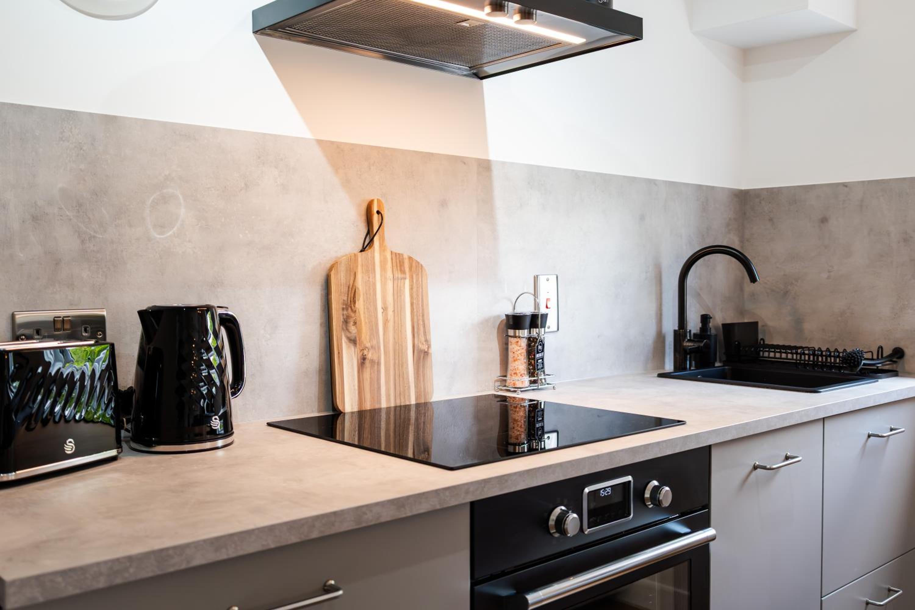 2Bedroom Apartment-Free Parking
