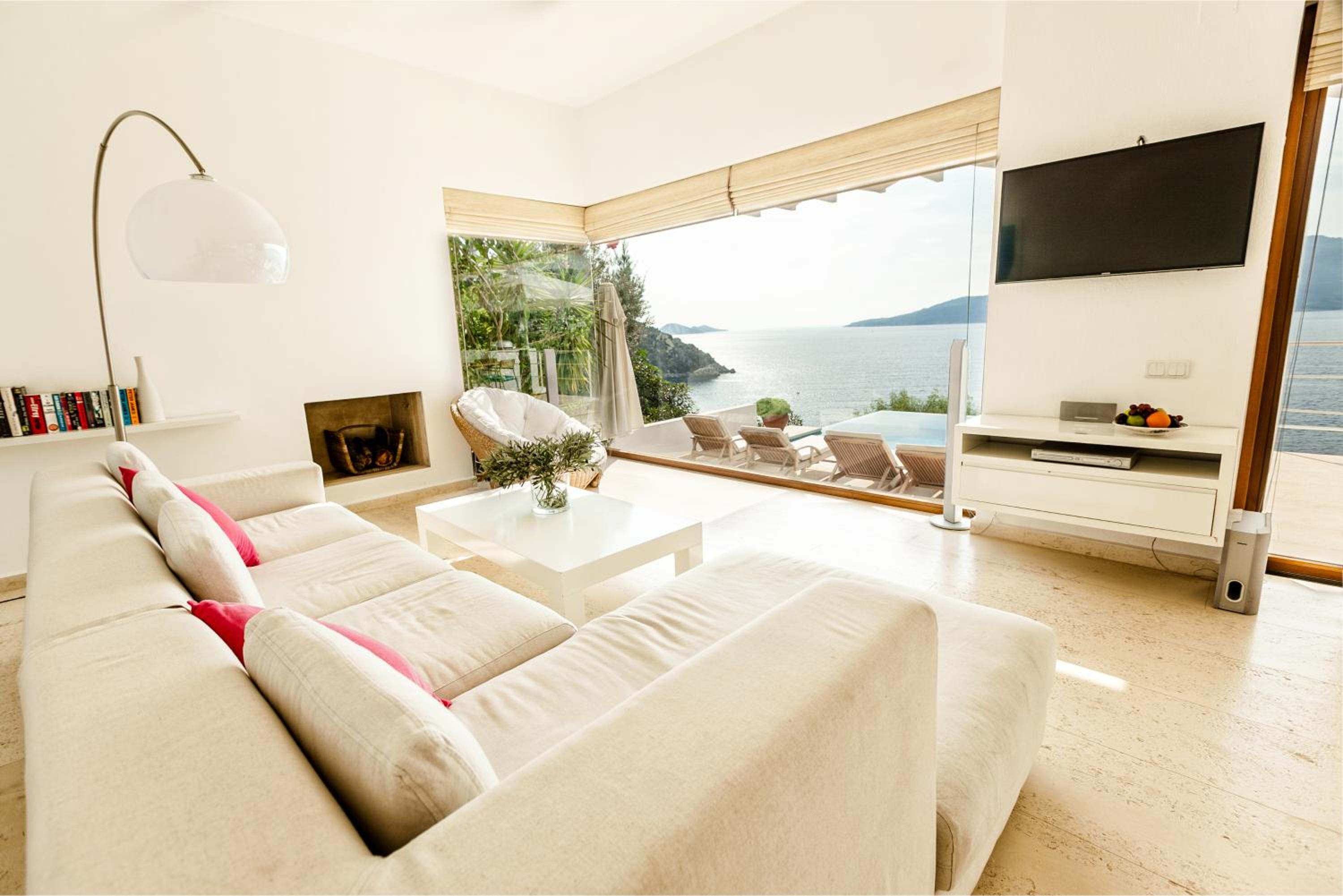 Hotel Villa Mahal becomes Villa Mahal Otel. - Image 124