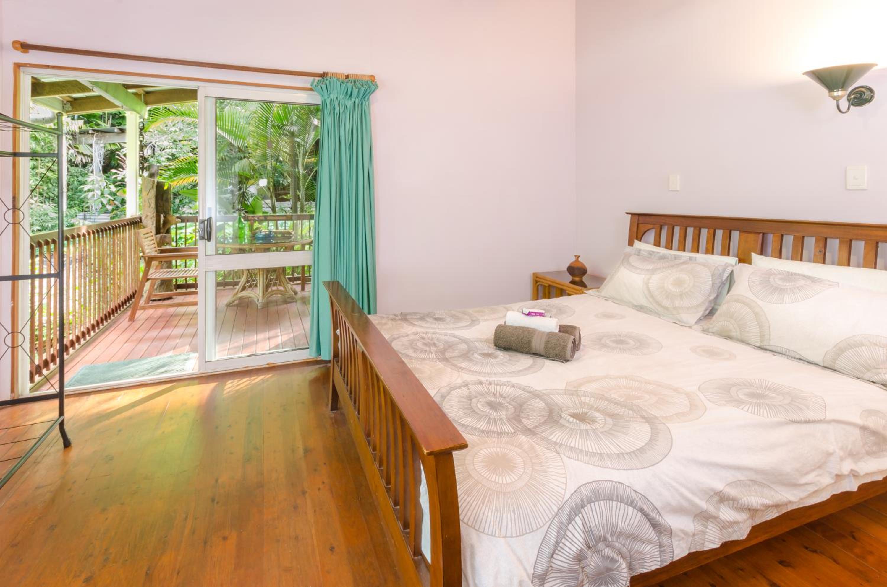 Epiphyte B & B