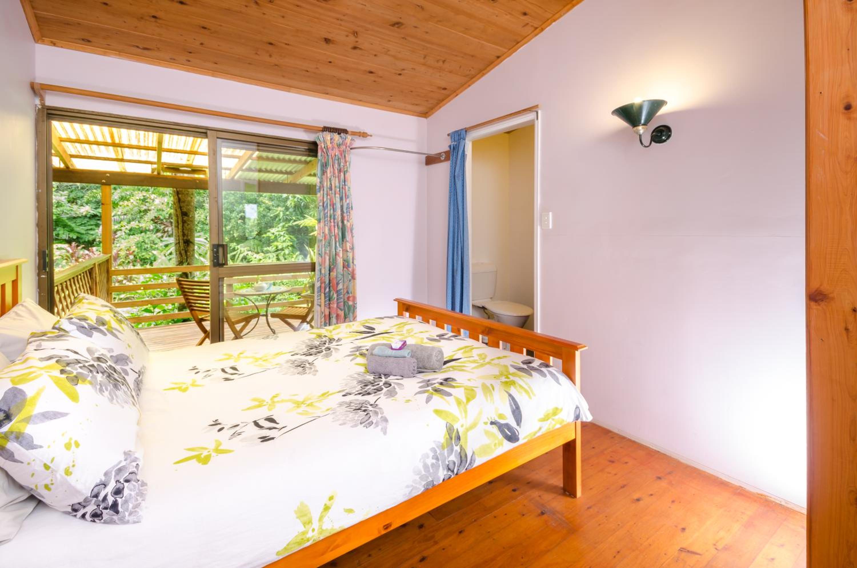 Epiphyte B & B