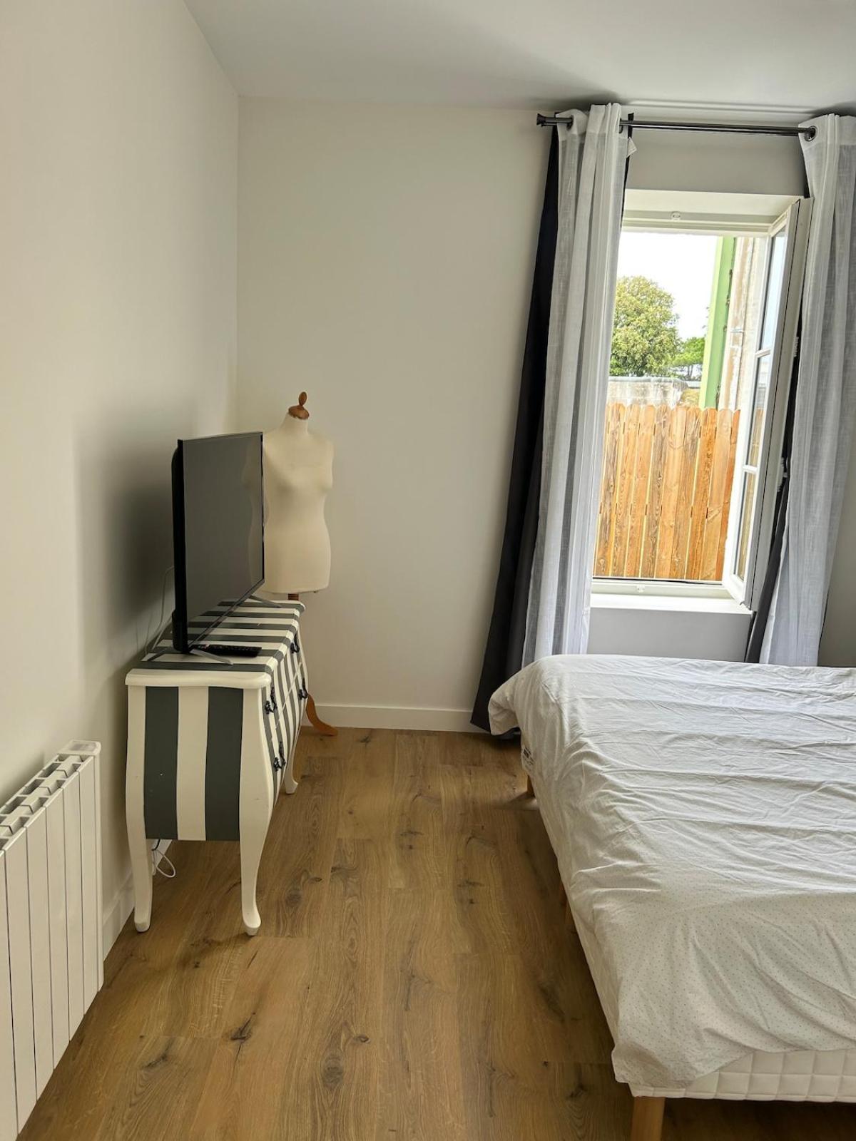 Maison accès plage 1 à 6 personnes - Saint Georges d Oleron - Boyardville - 2 chambres - animaux acceptés nid d été