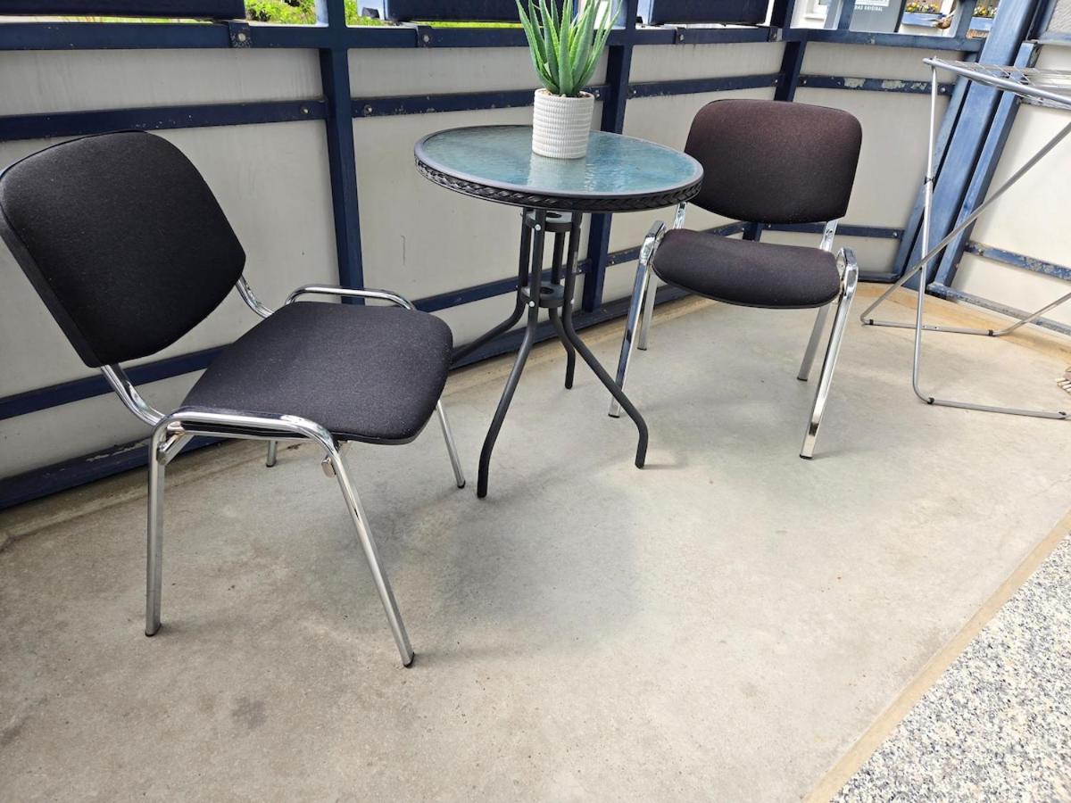 FeWo 5 Personen, Nähe Bahnhof, WLAN,Balkon
