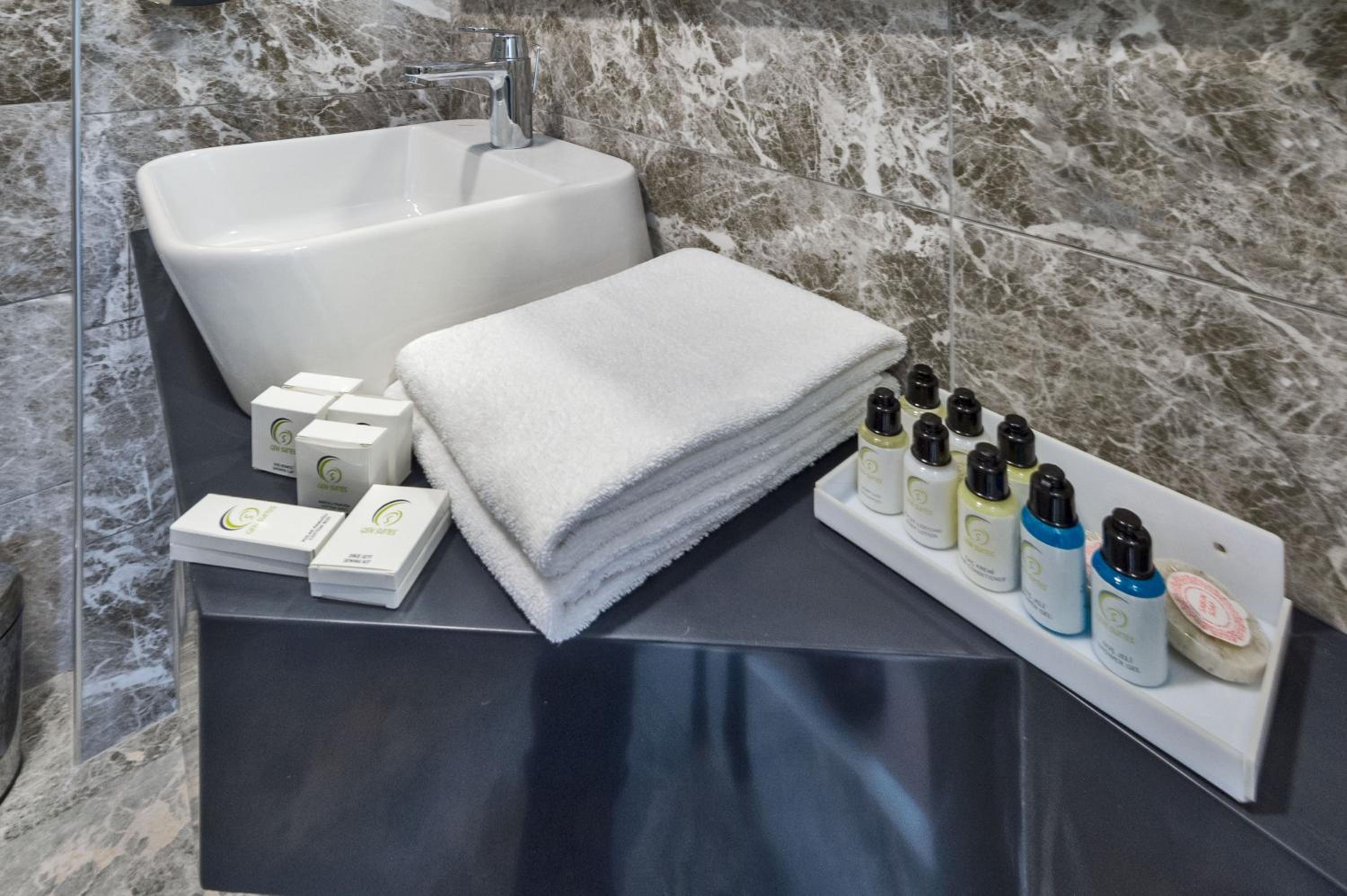 Gen Suites - Image 68