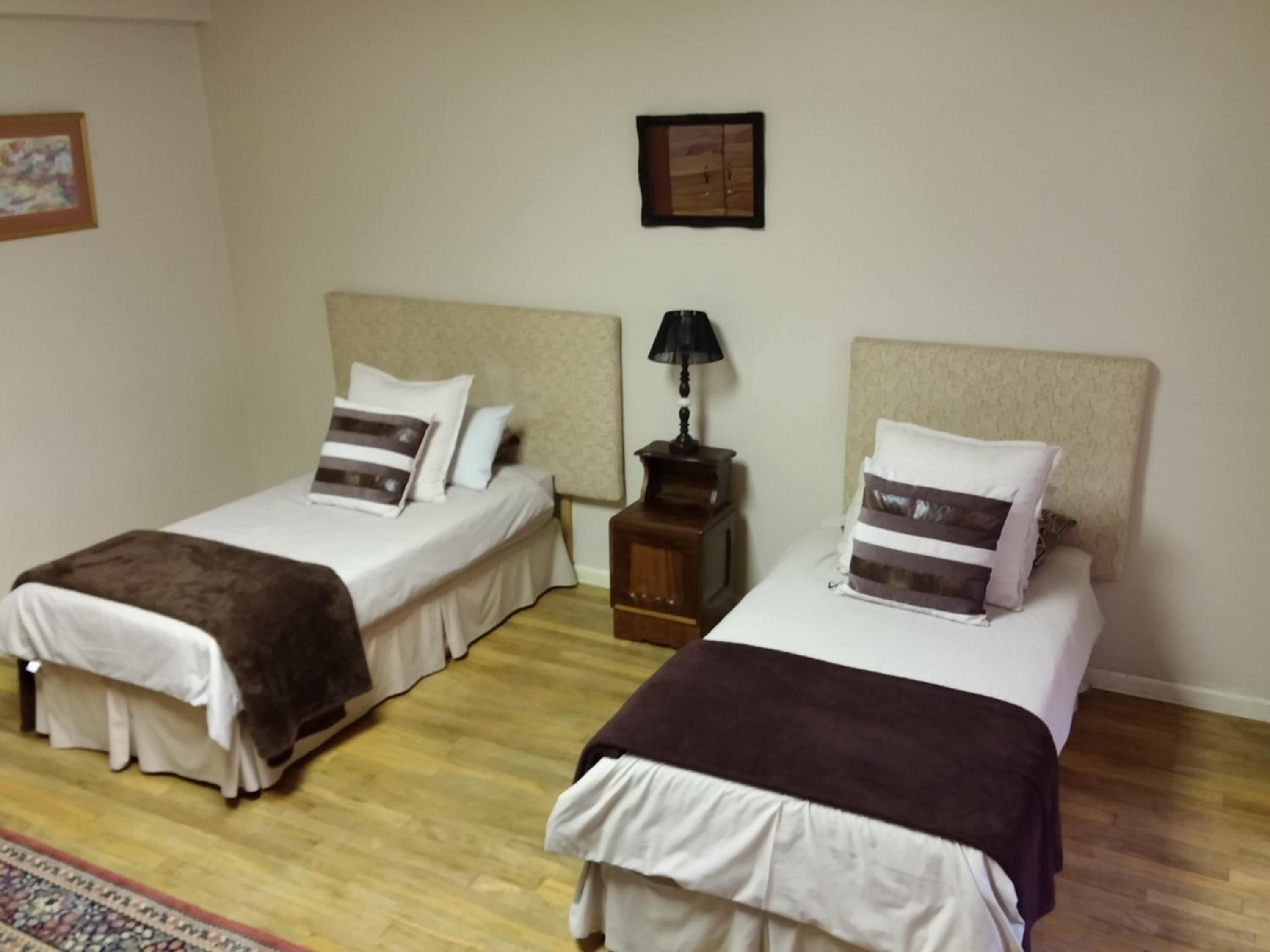 Uitenhage Apartments view 4