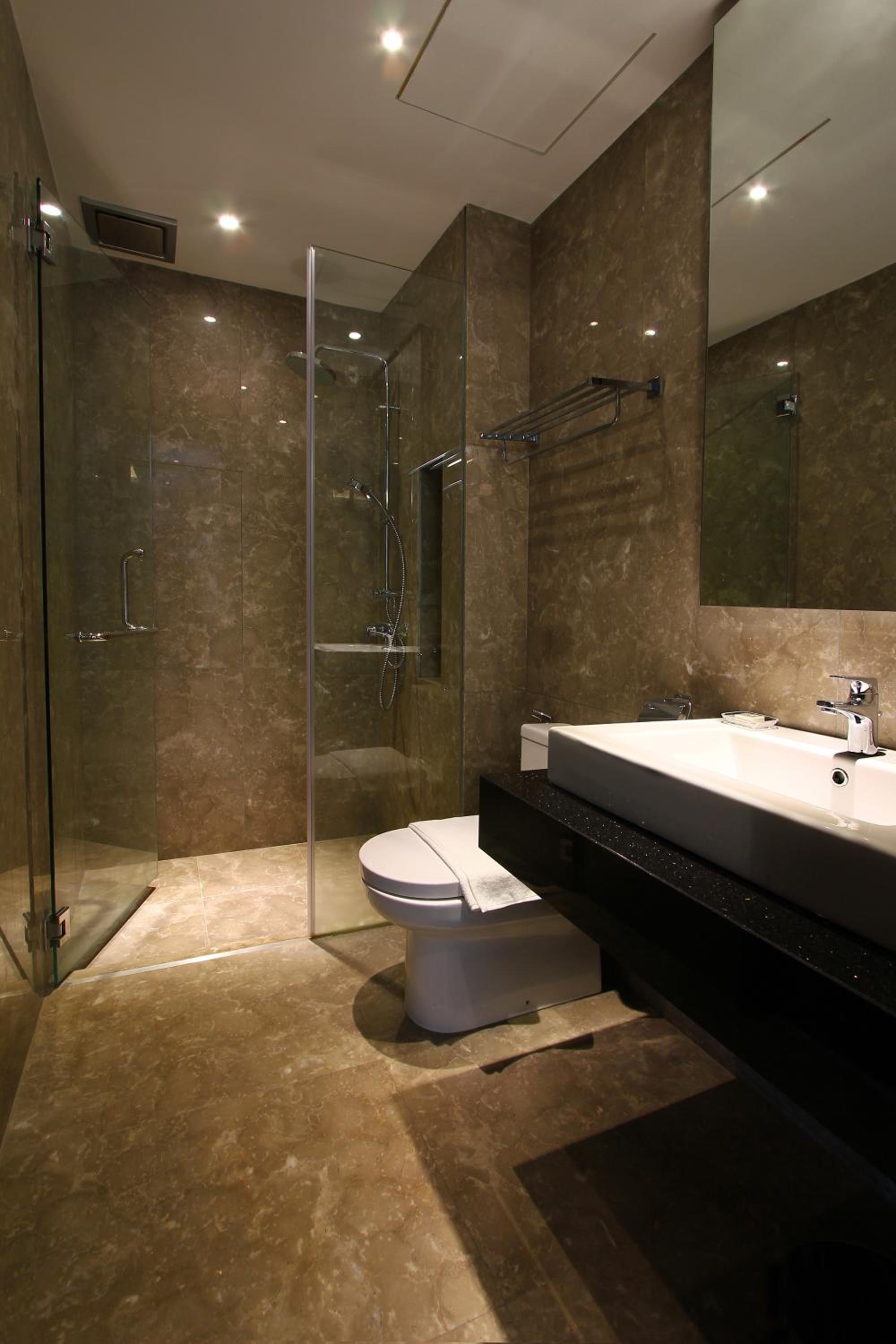 The Shore Hotel & Residences photo 3