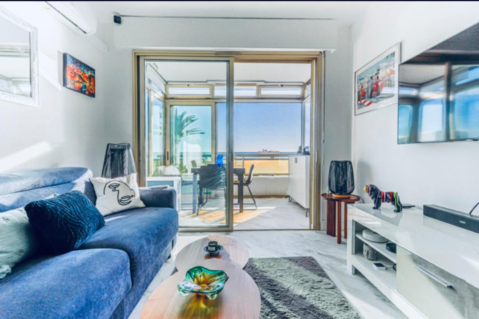 Studio Azur face à la mer - Parking privé