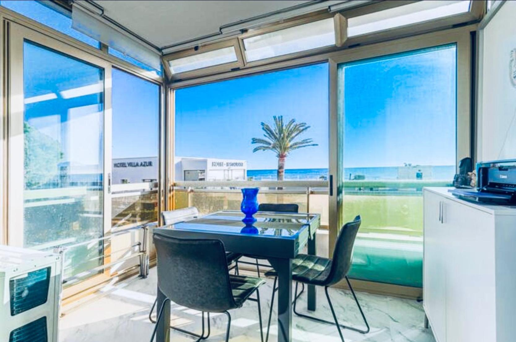 Studio Azur face à la mer - Parking privé
