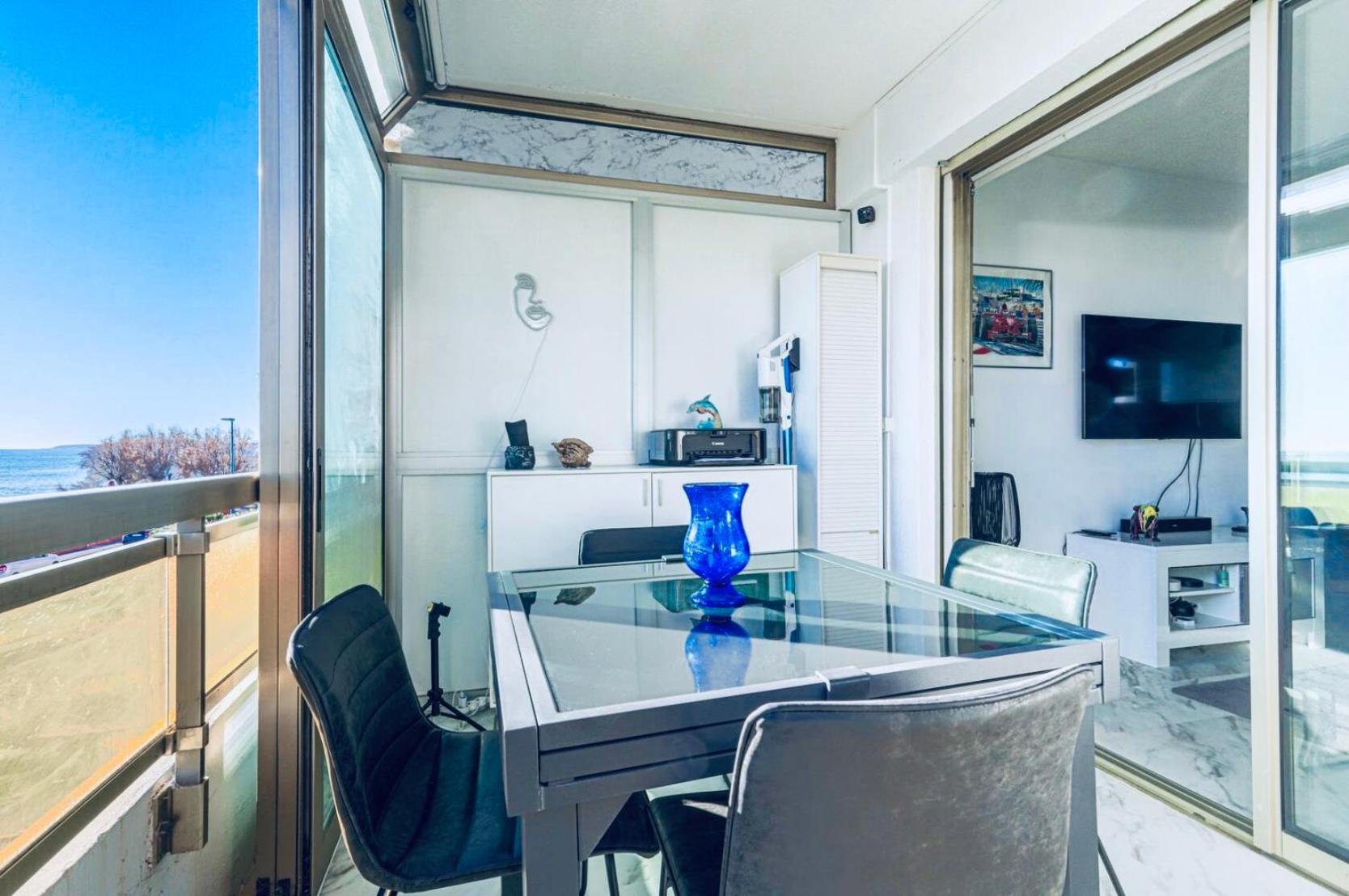 Studio Azur face à la mer - Parking privé