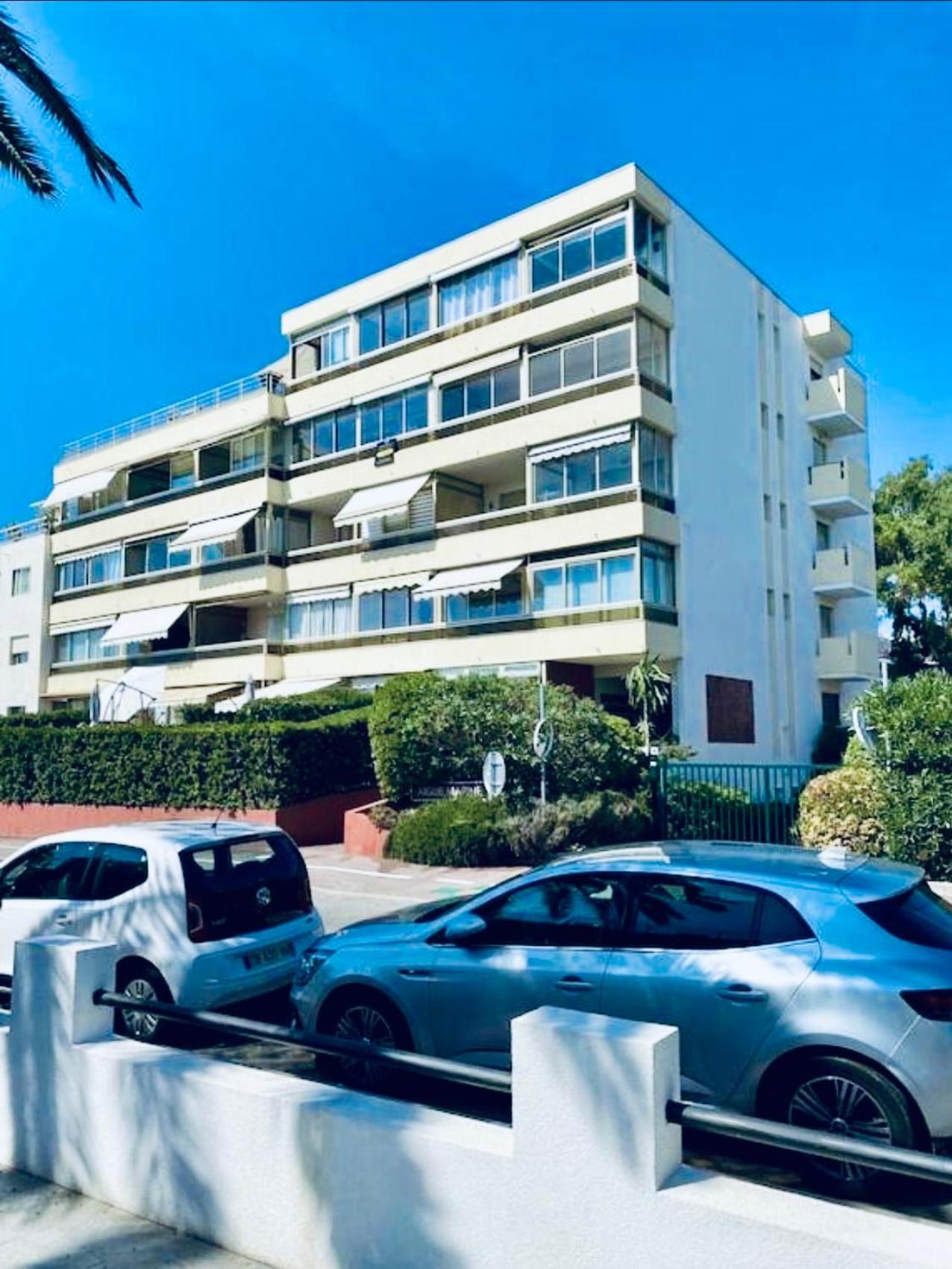 Studio Azur face à la mer - Parking privé