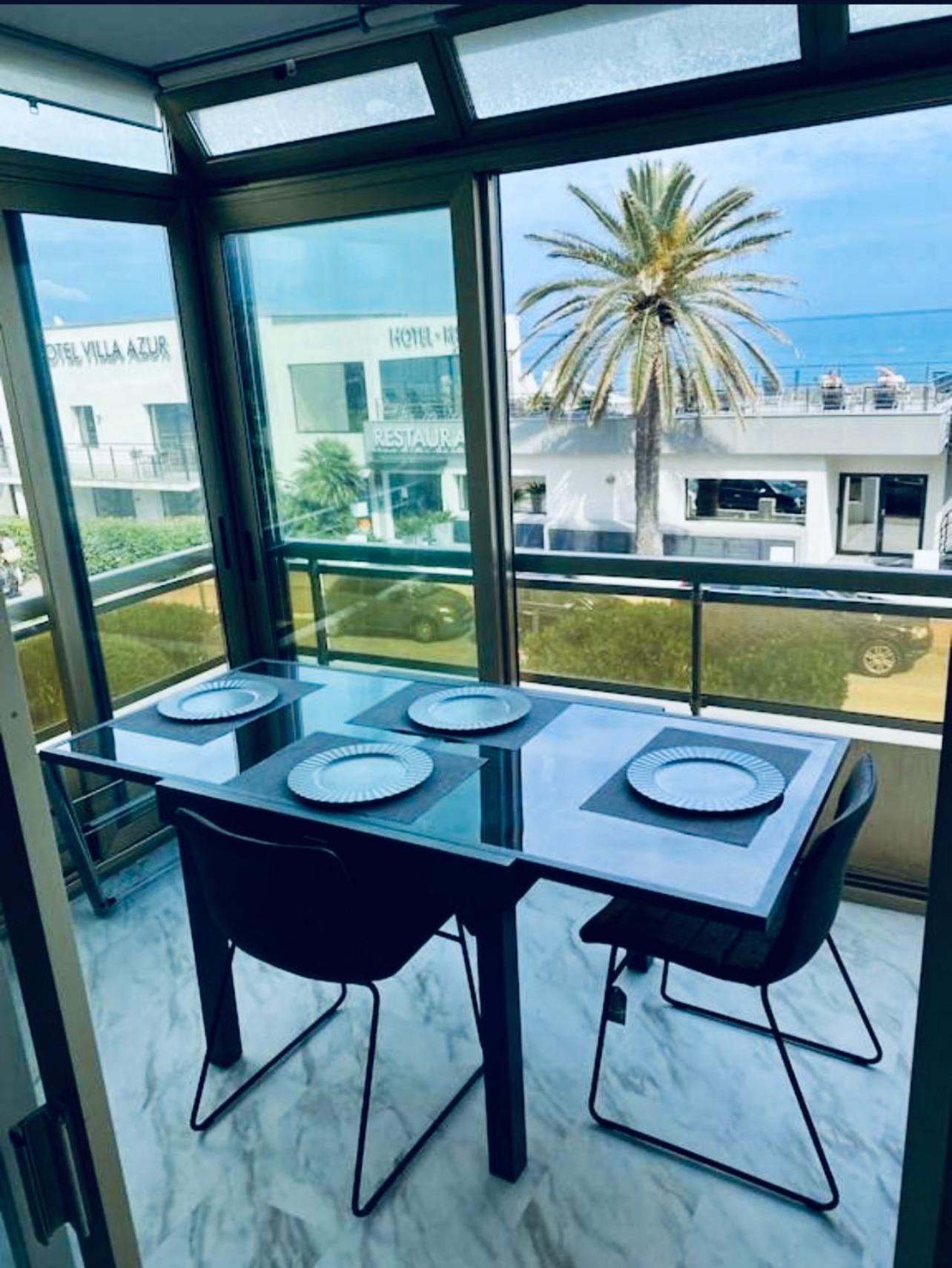 Studio Azur face à la mer - Parking privé