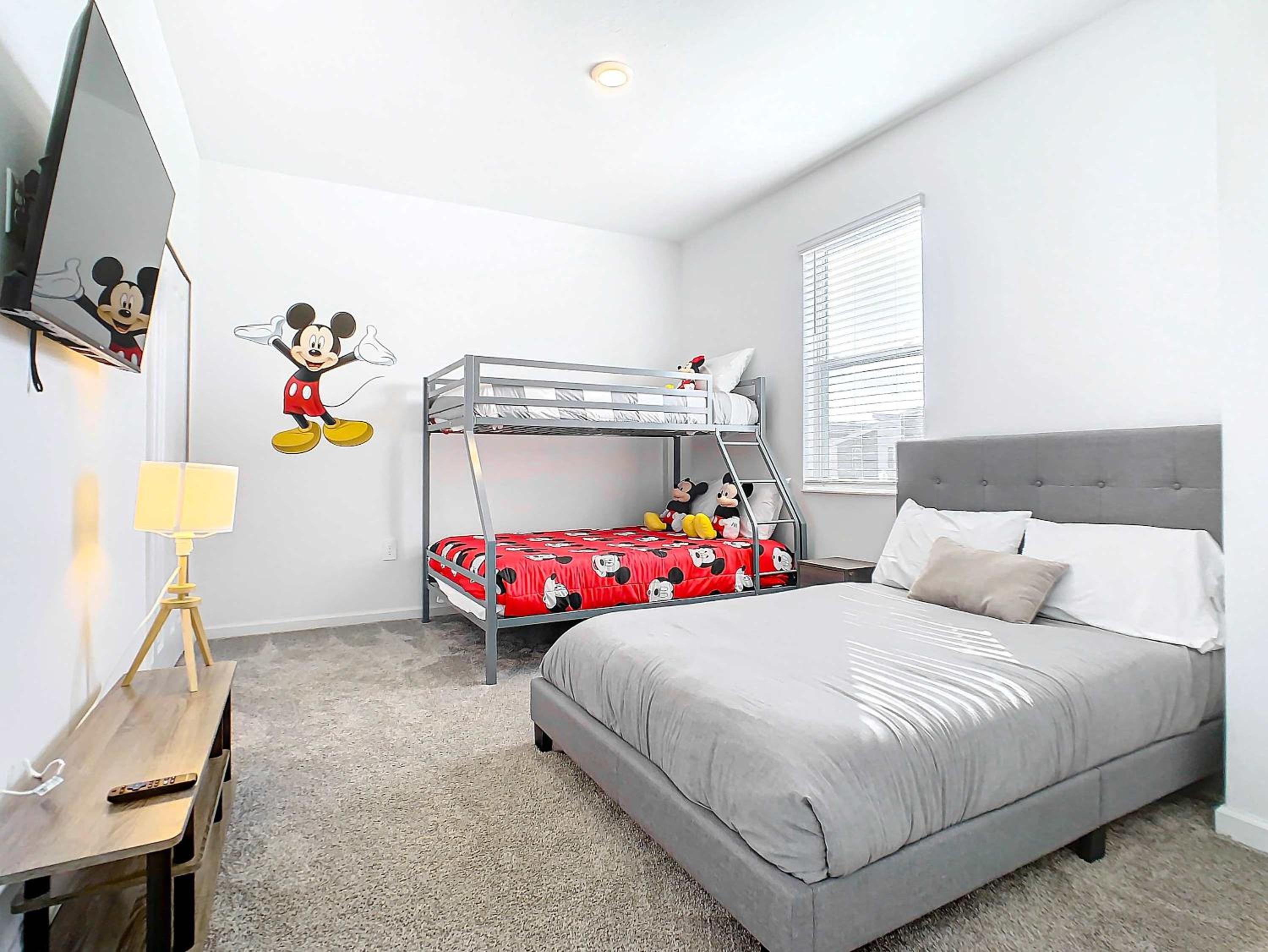 Cozy Family 3BR retreat w 2 waterparks