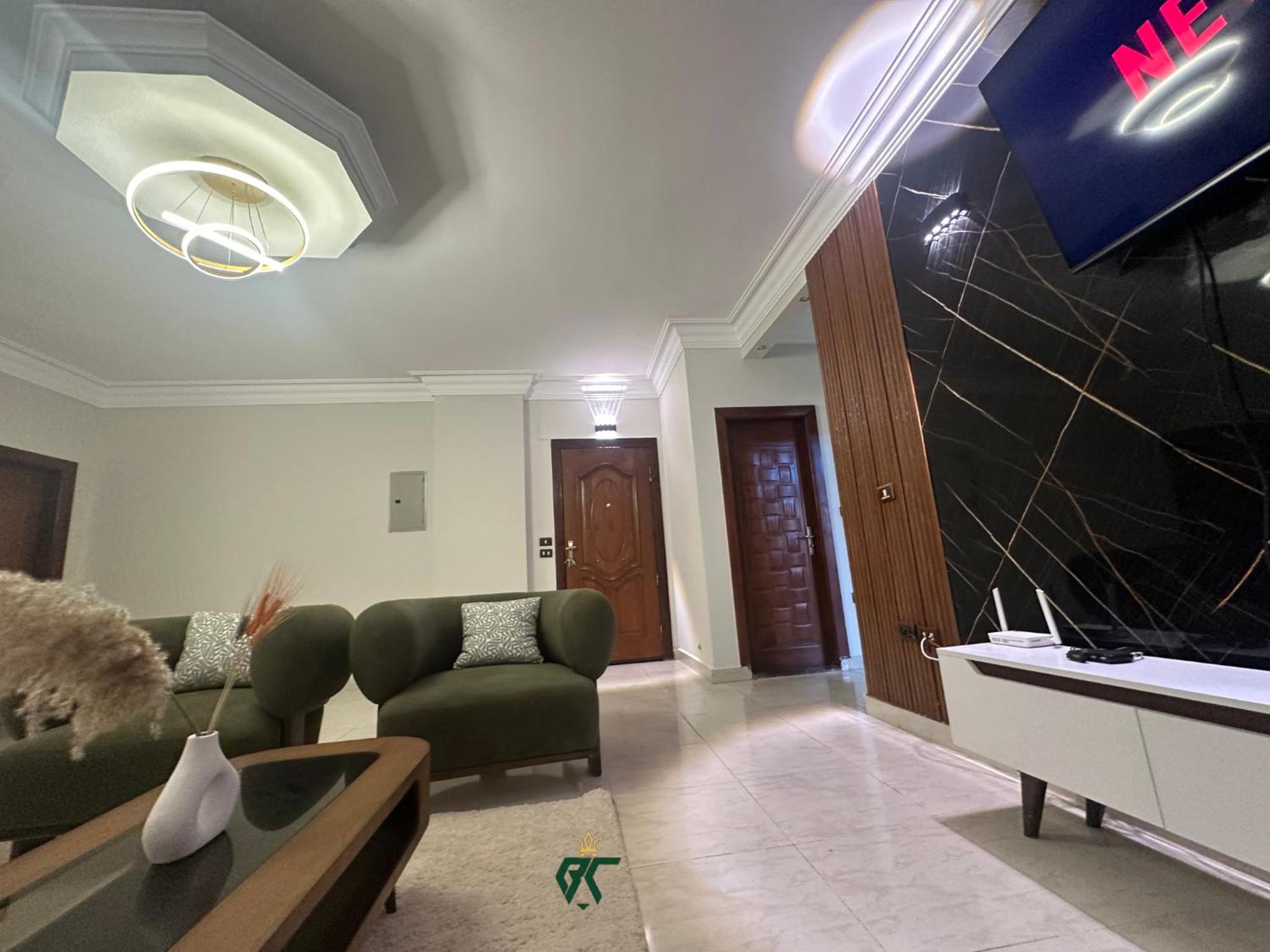 SKY LOUNGE by BC residence